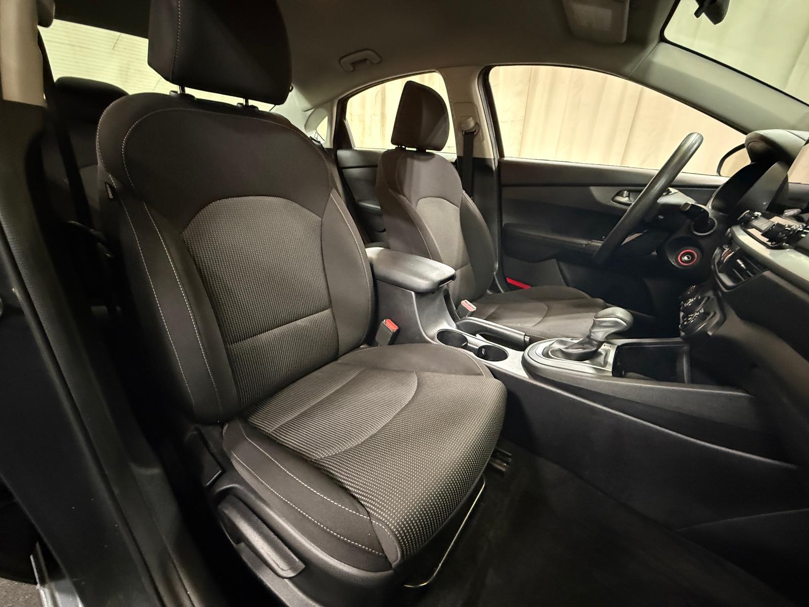 Thumbnail: 2020 Kia Forte - 2