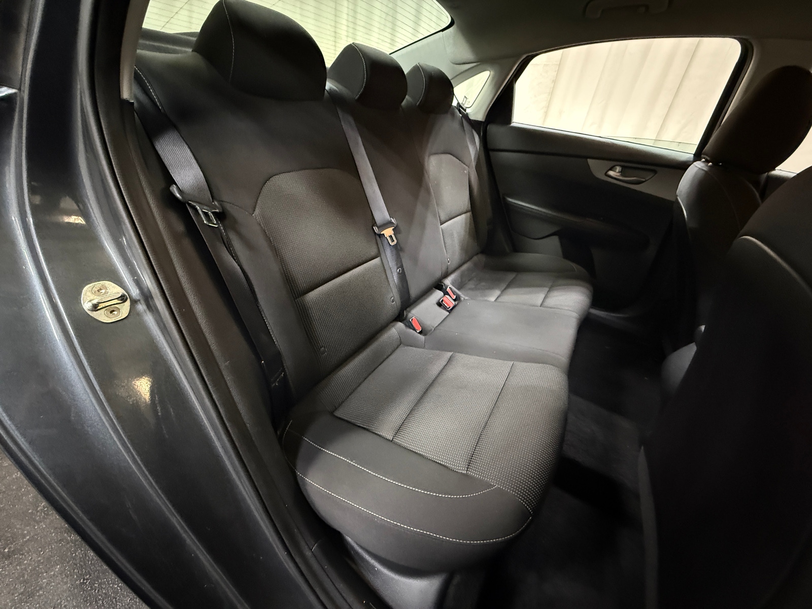 Thumbnail: 2020 Kia Forte - 6