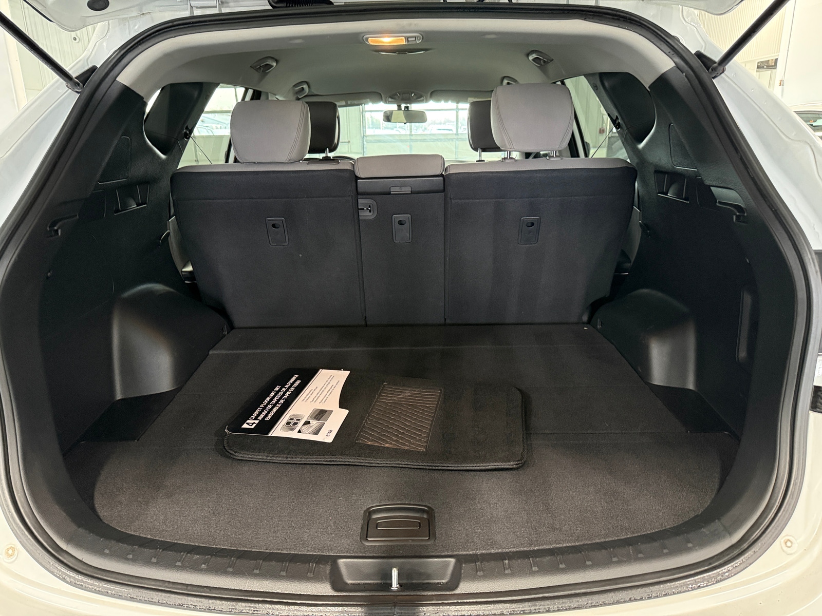 Thumbnail: 2017 Hyundai Santa Fe - 7