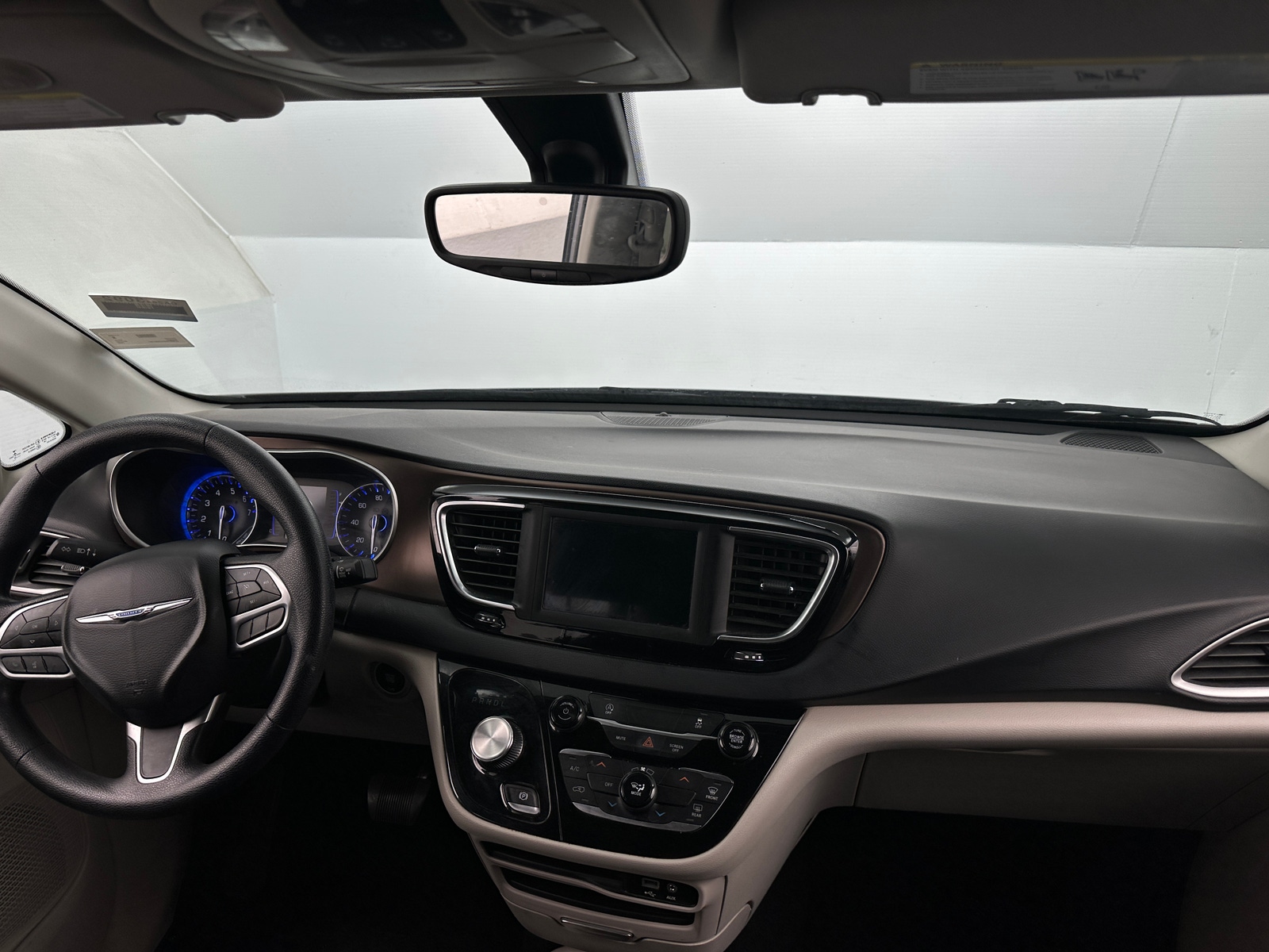 Thumbnail: 2020 Chrysler Voyager - 2