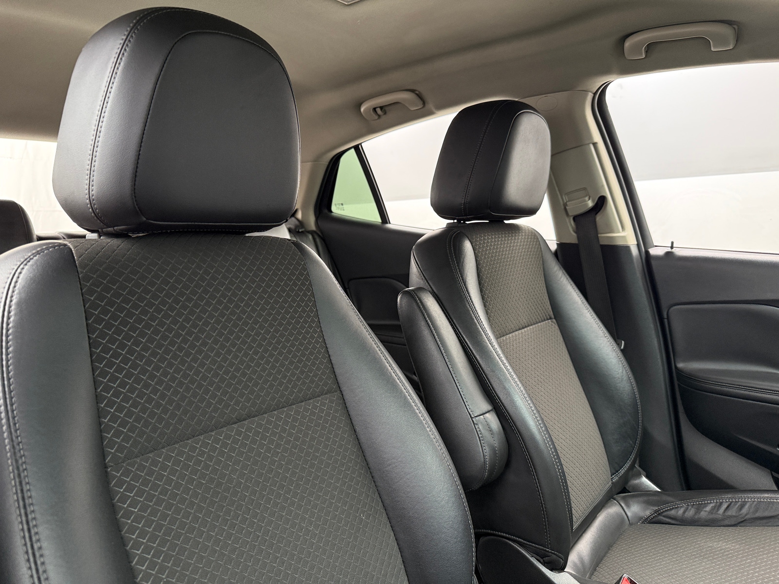 Thumbnail: 2017 Buick Encore - 2