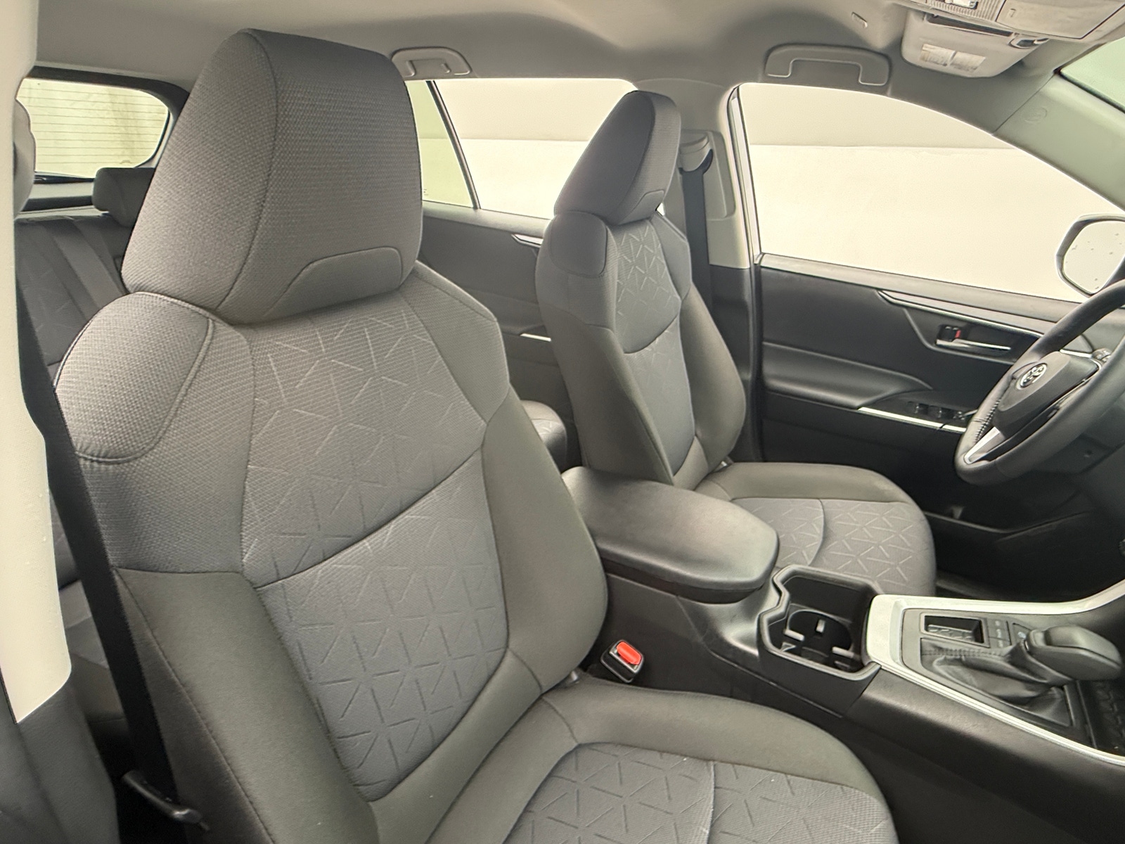 Thumbnail: 2025 Toyota RAV4 - 2