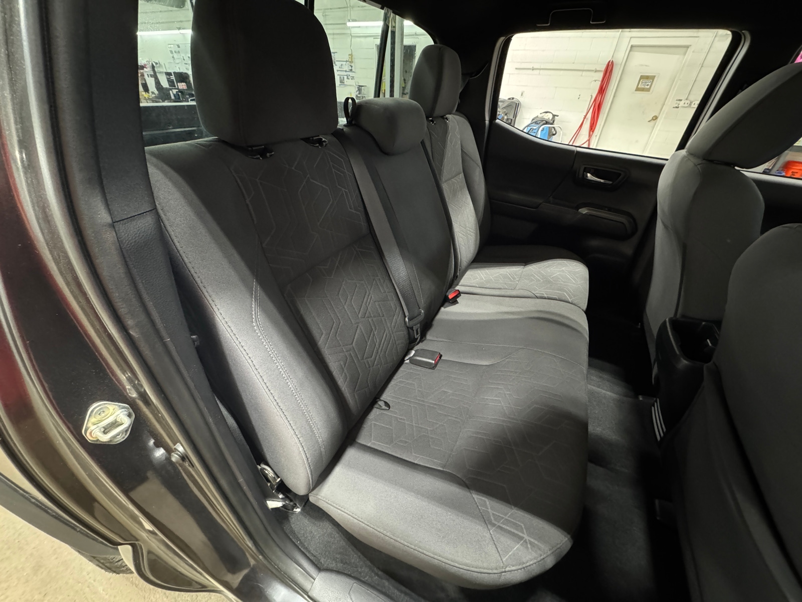 Thumbnail: 2017 Toyota Tacoma - 6