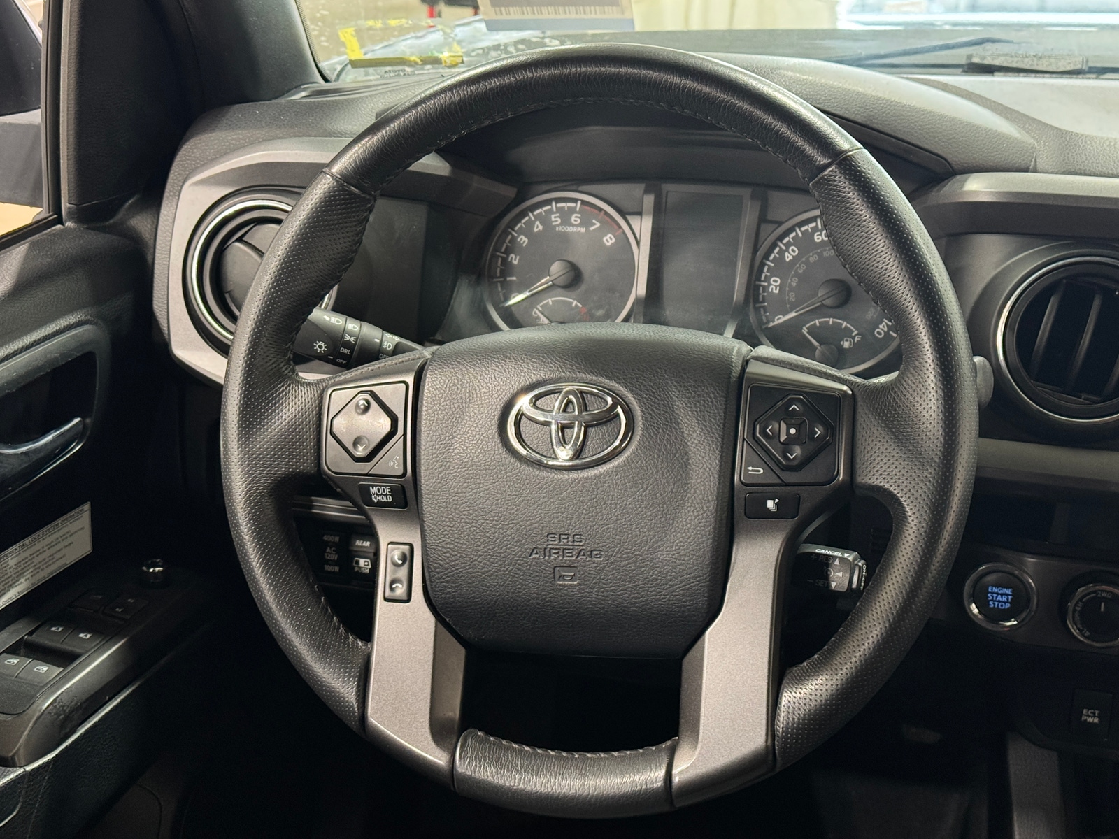 Thumbnail: 2017 Toyota Tacoma - 5