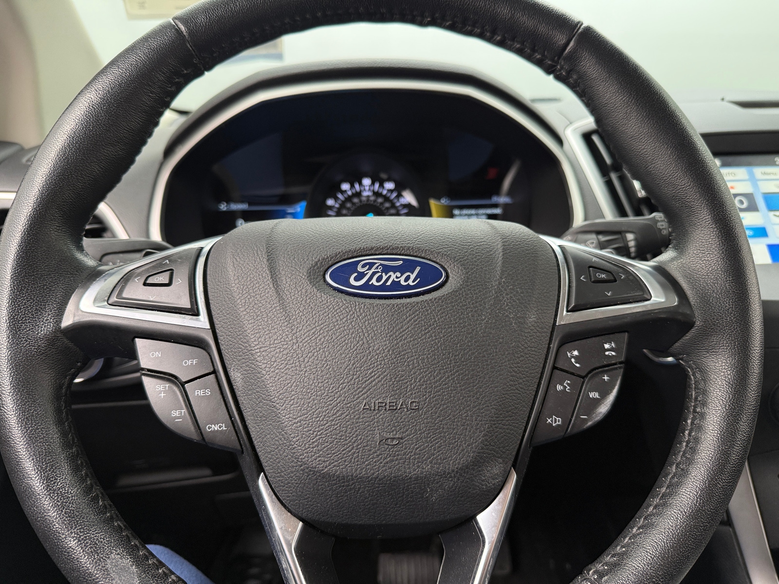 Thumbnail: 2019 Ford Edge - 5