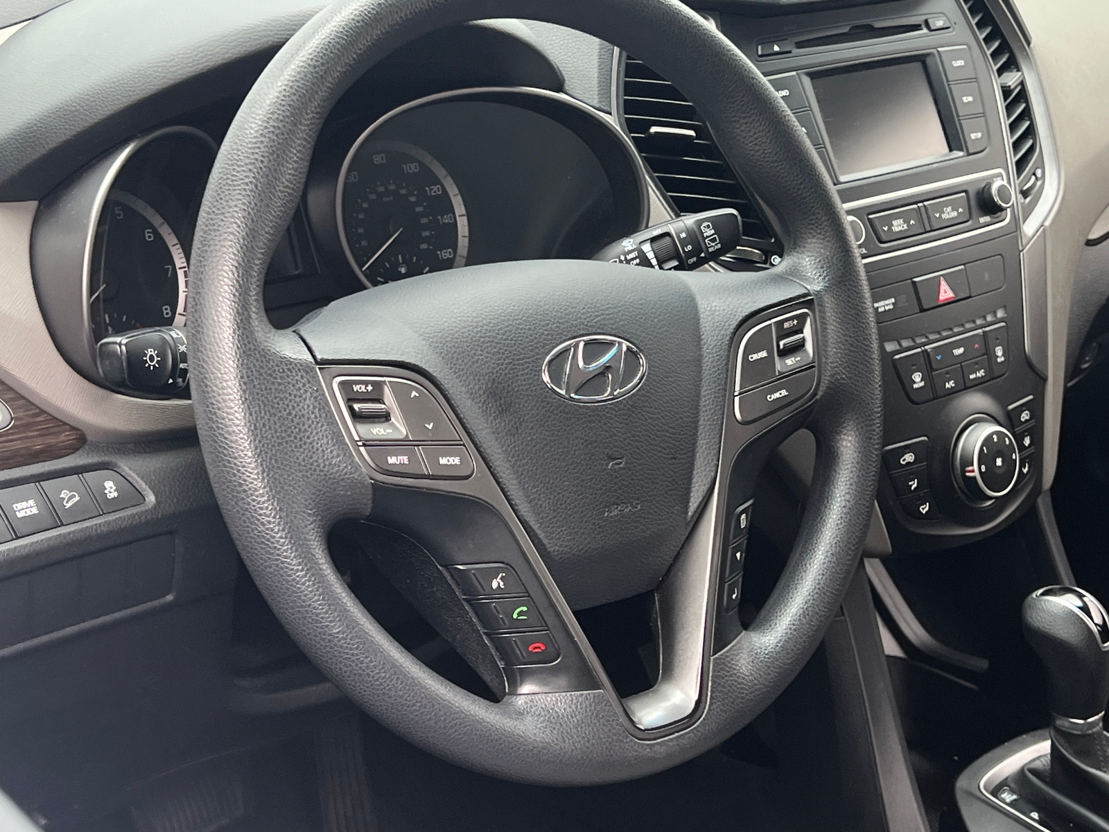 Thumbnail: 2017 Hyundai Santa Fe - 5