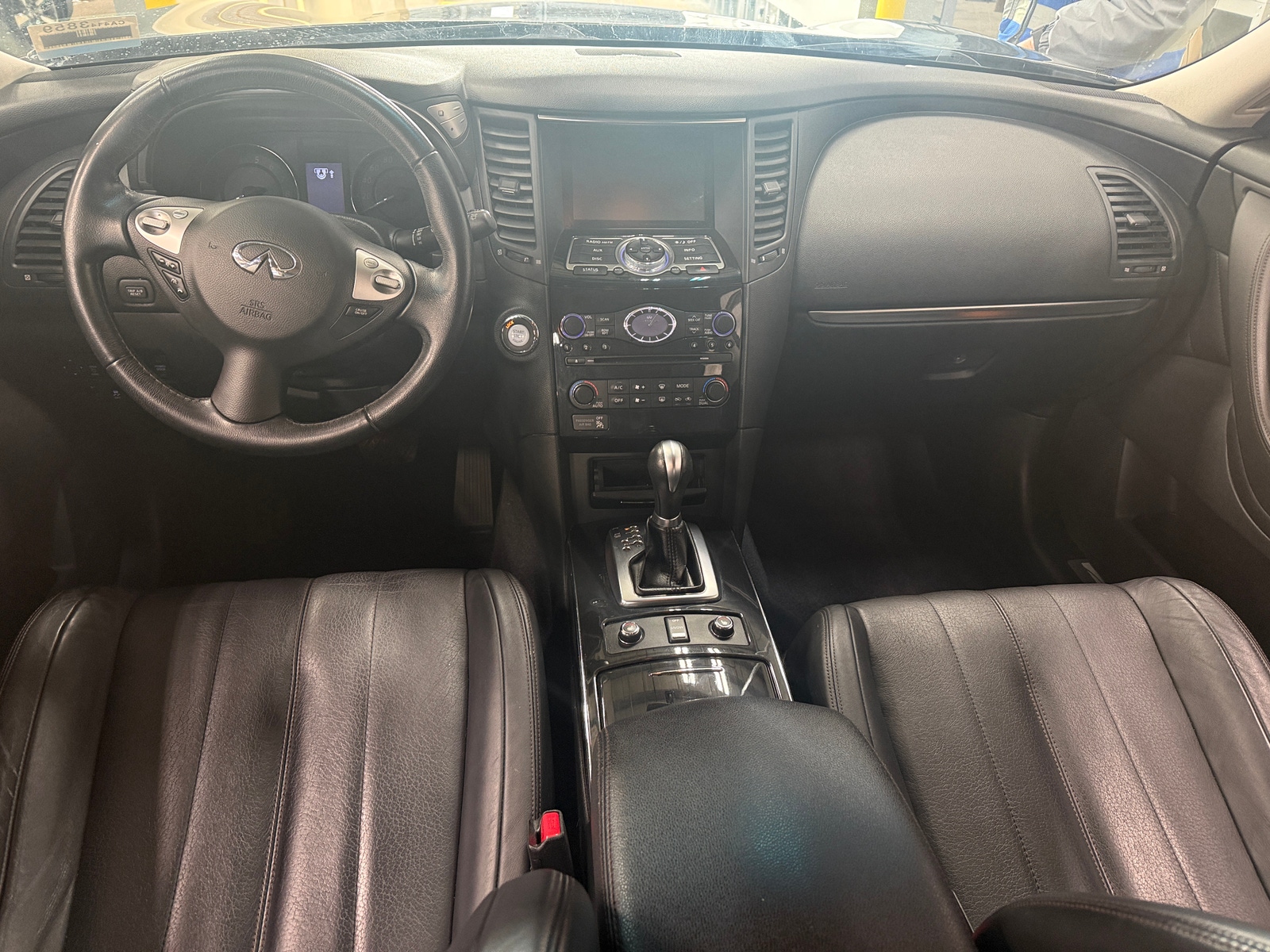 Thumbnail: 2017 INFINITI QX70 - 2