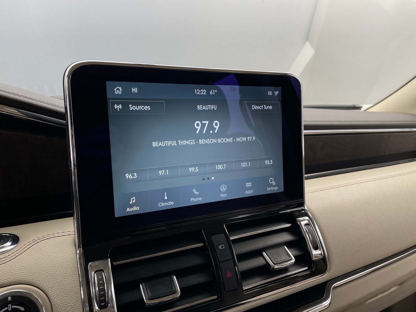 Thumbnail: 2020 Lincoln Navigator - 3