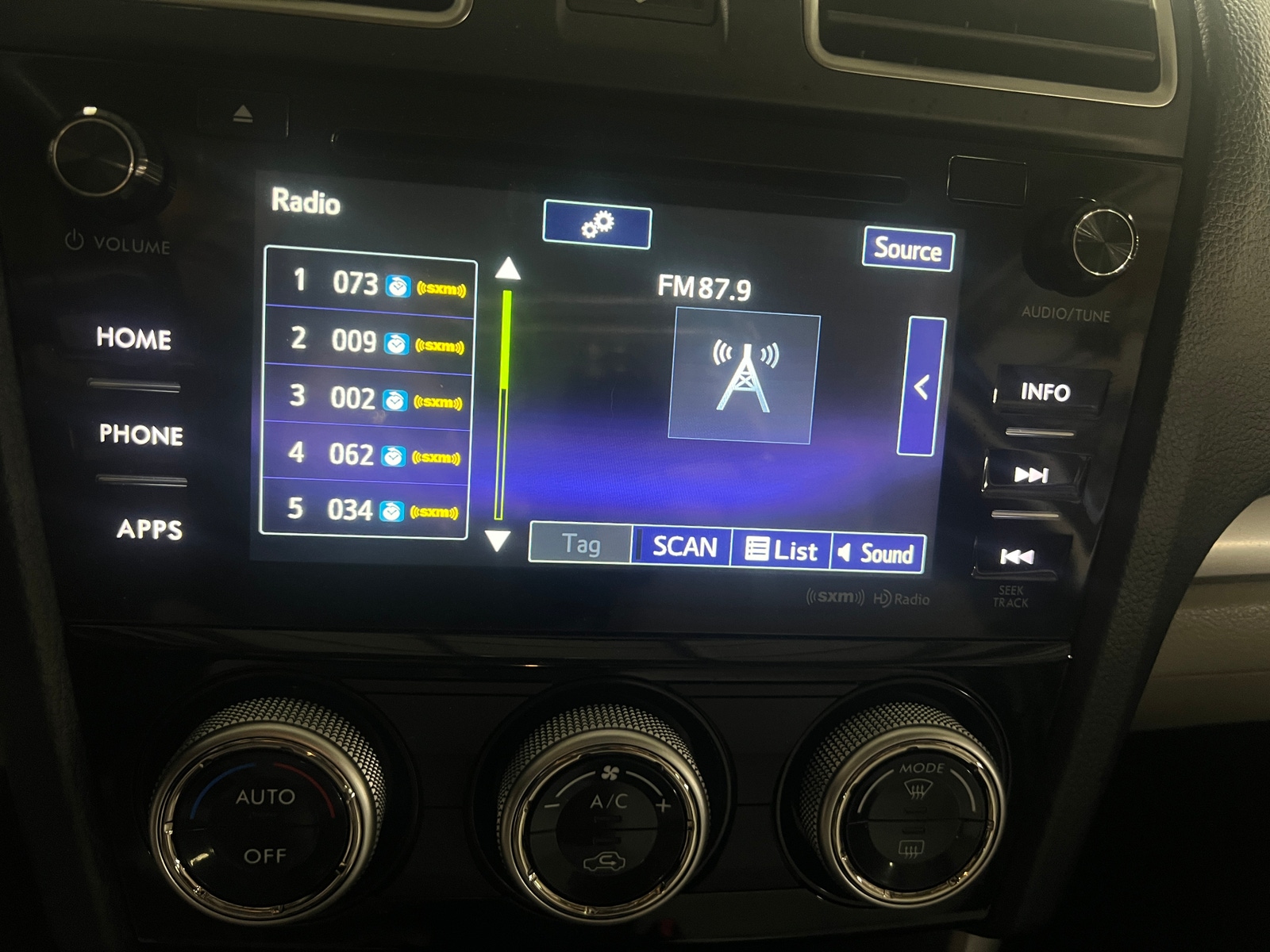 Thumbnail: 2017 Subaru Forester - 4