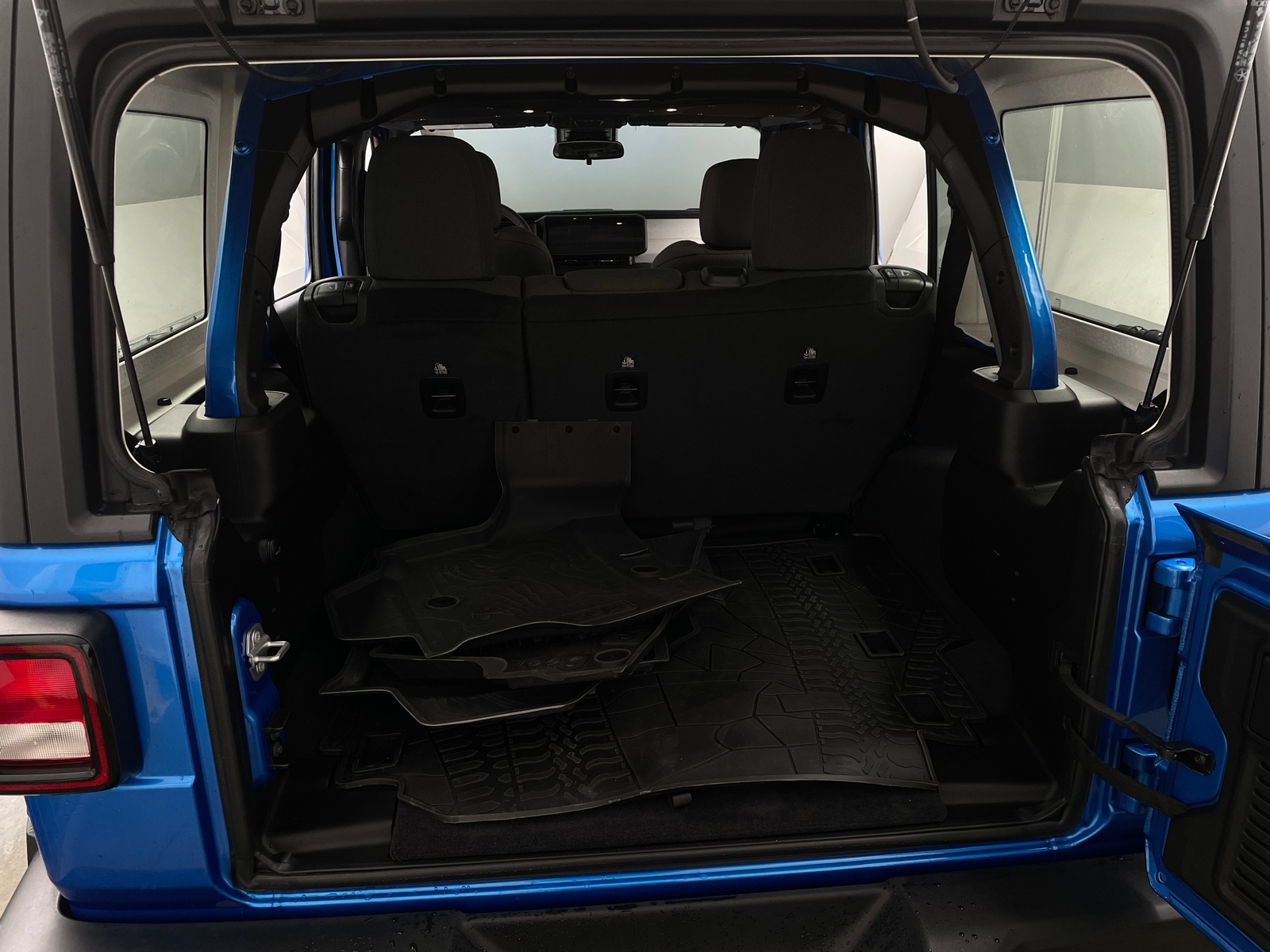 Thumbnail: 2024 Jeep Wrangler - 7