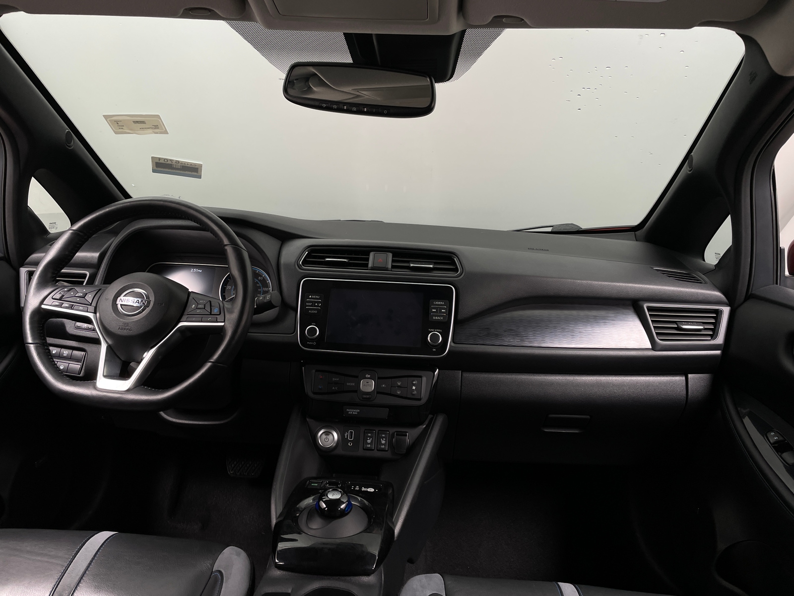 Thumbnail: 2019 Nissan Leaf - 2