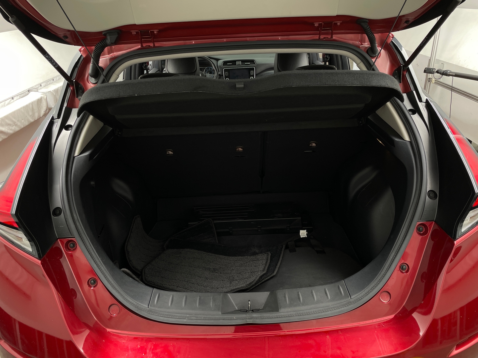 Thumbnail: 2019 Nissan Leaf - 6