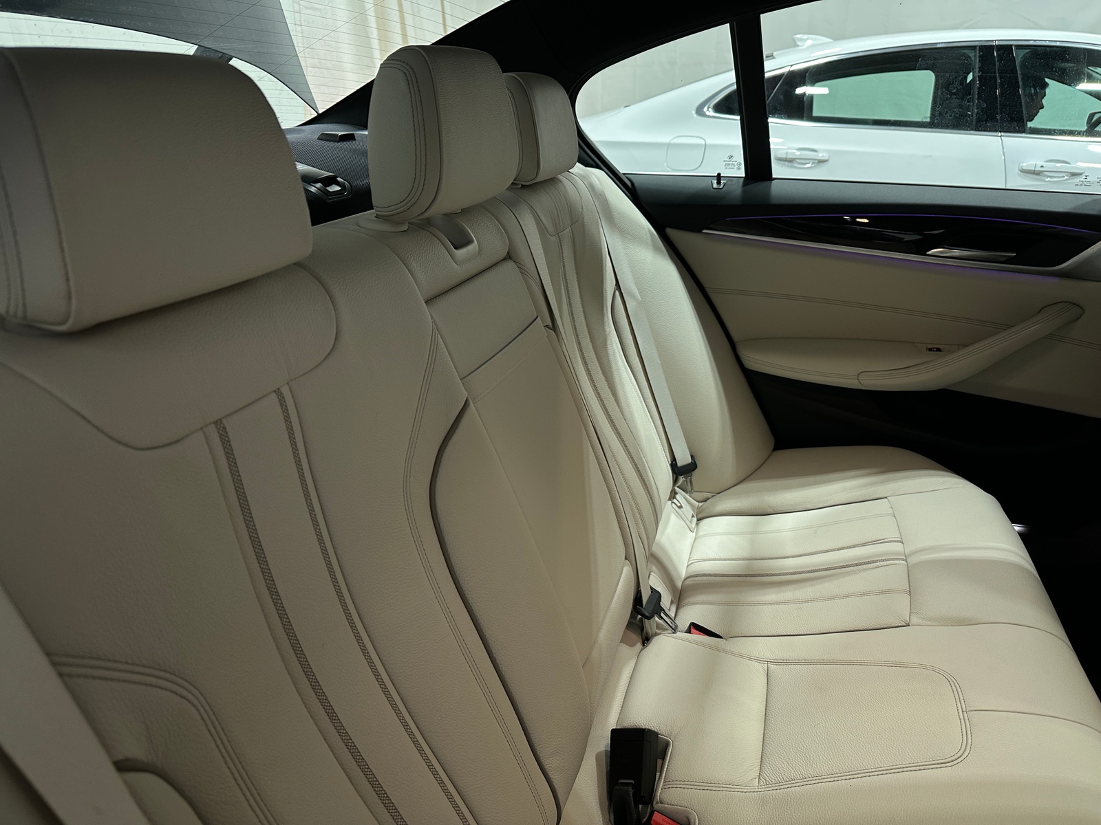 Thumbnail: 2017 BMW 5 Series - 5