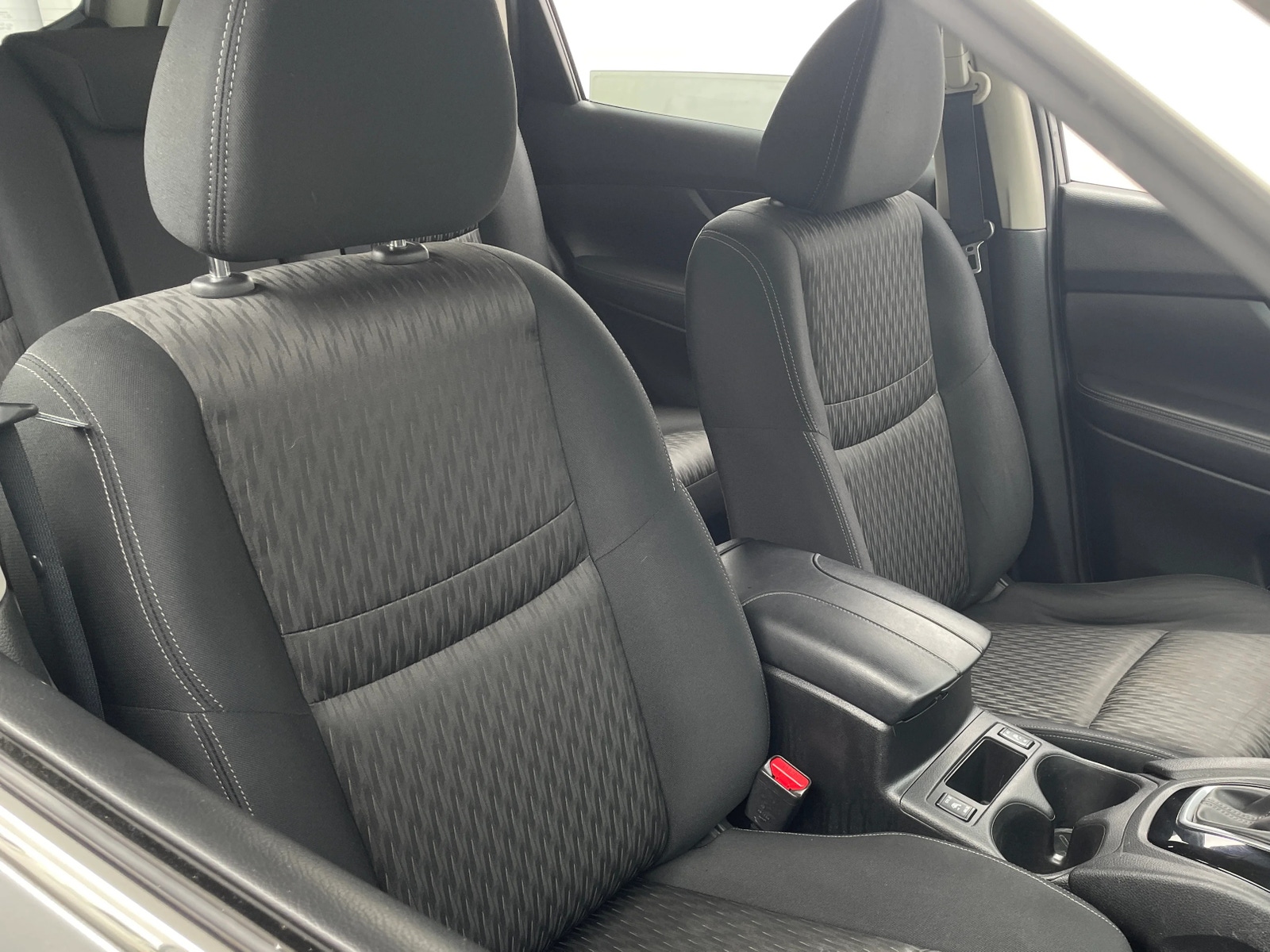 Thumbnail: 2018 Nissan Rogue - 2