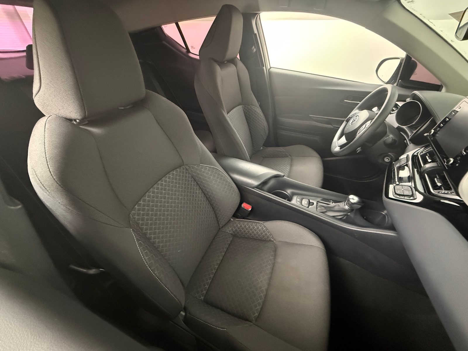 Thumbnail: 2021 Toyota C-HR - 2