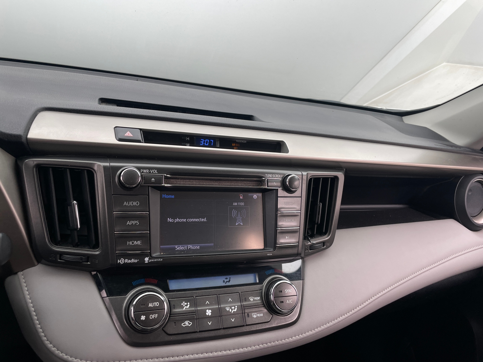 Thumbnail: 2014 Toyota RAV4 - 4