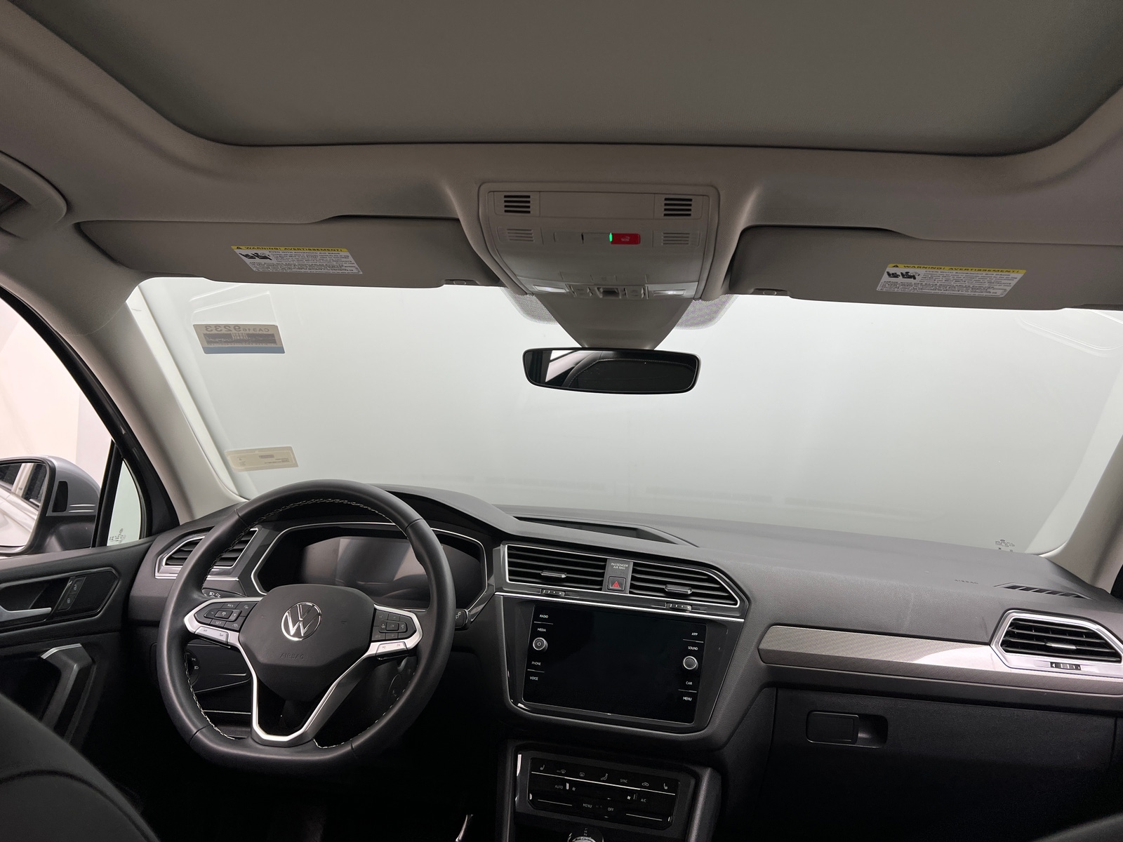 Thumbnail: 2024 Volkswagen Tiguan - 2