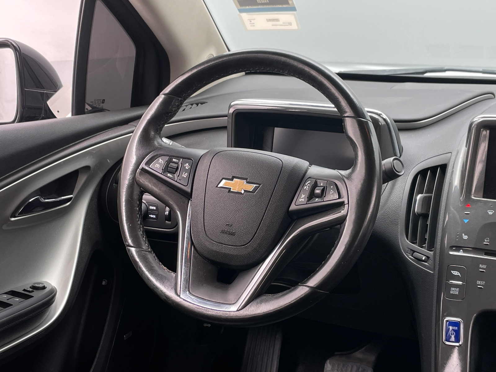 Thumbnail: 2014 Chevrolet Volt - 4