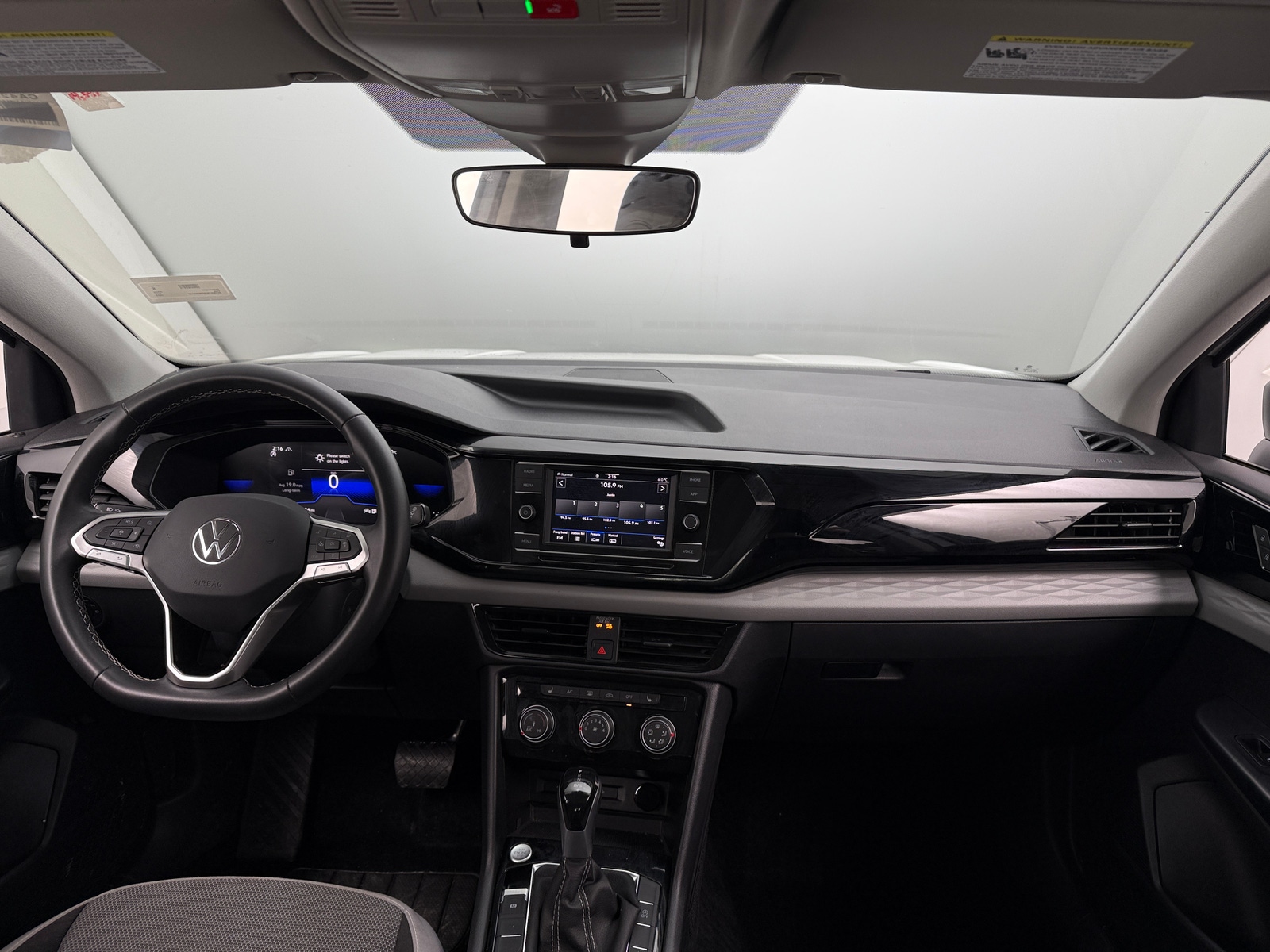 Thumbnail: 2023 Volkswagen Taos - 3