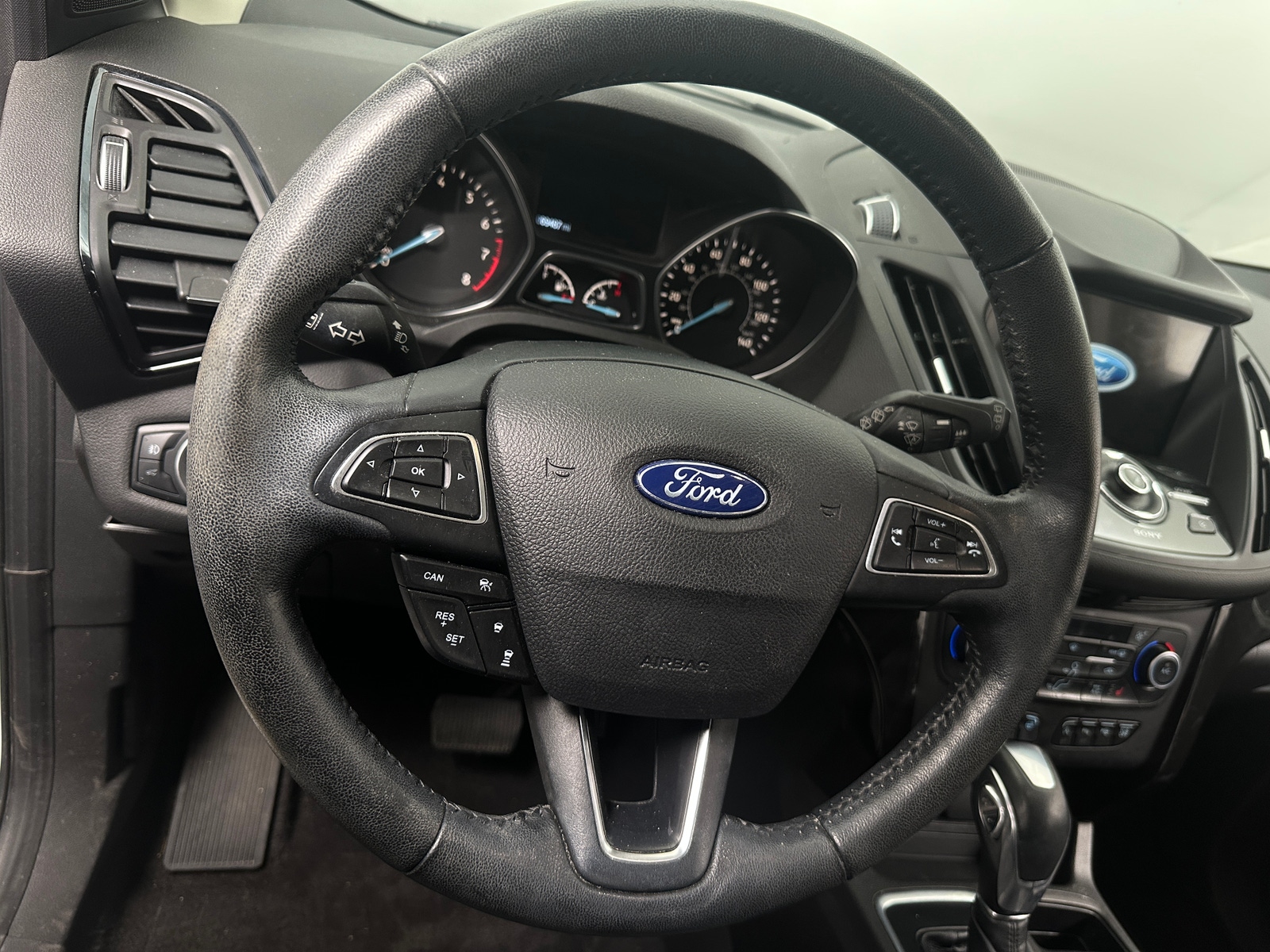 Thumbnail: 2019 Ford Escape - 4