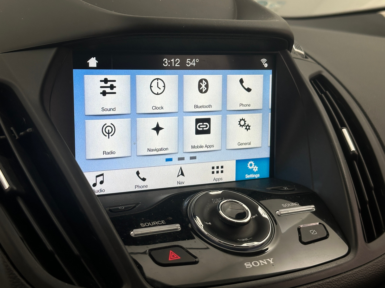 Thumbnail: 2019 Ford Escape - 3