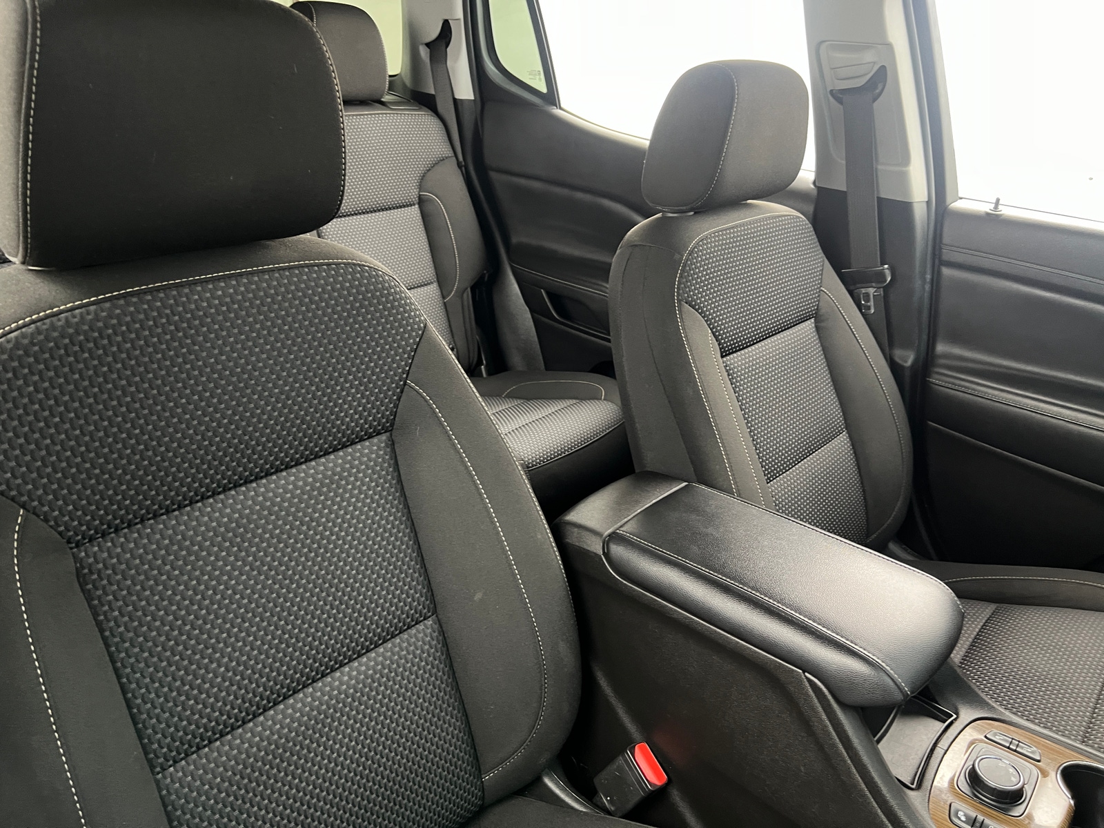 Thumbnail: 2022 GMC Acadia - 2