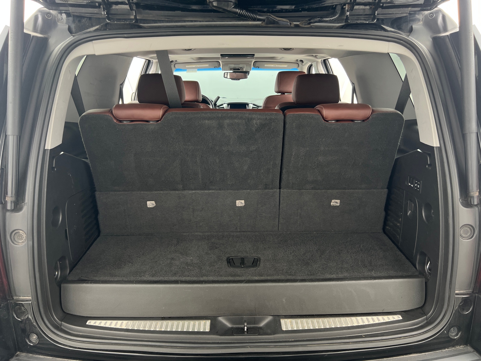 Thumbnail: 2019 Chevrolet Tahoe - 6