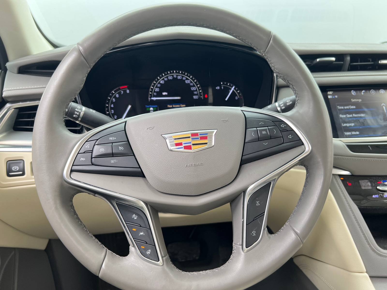 Thumbnail: 2018 Cadillac XT5 - 4