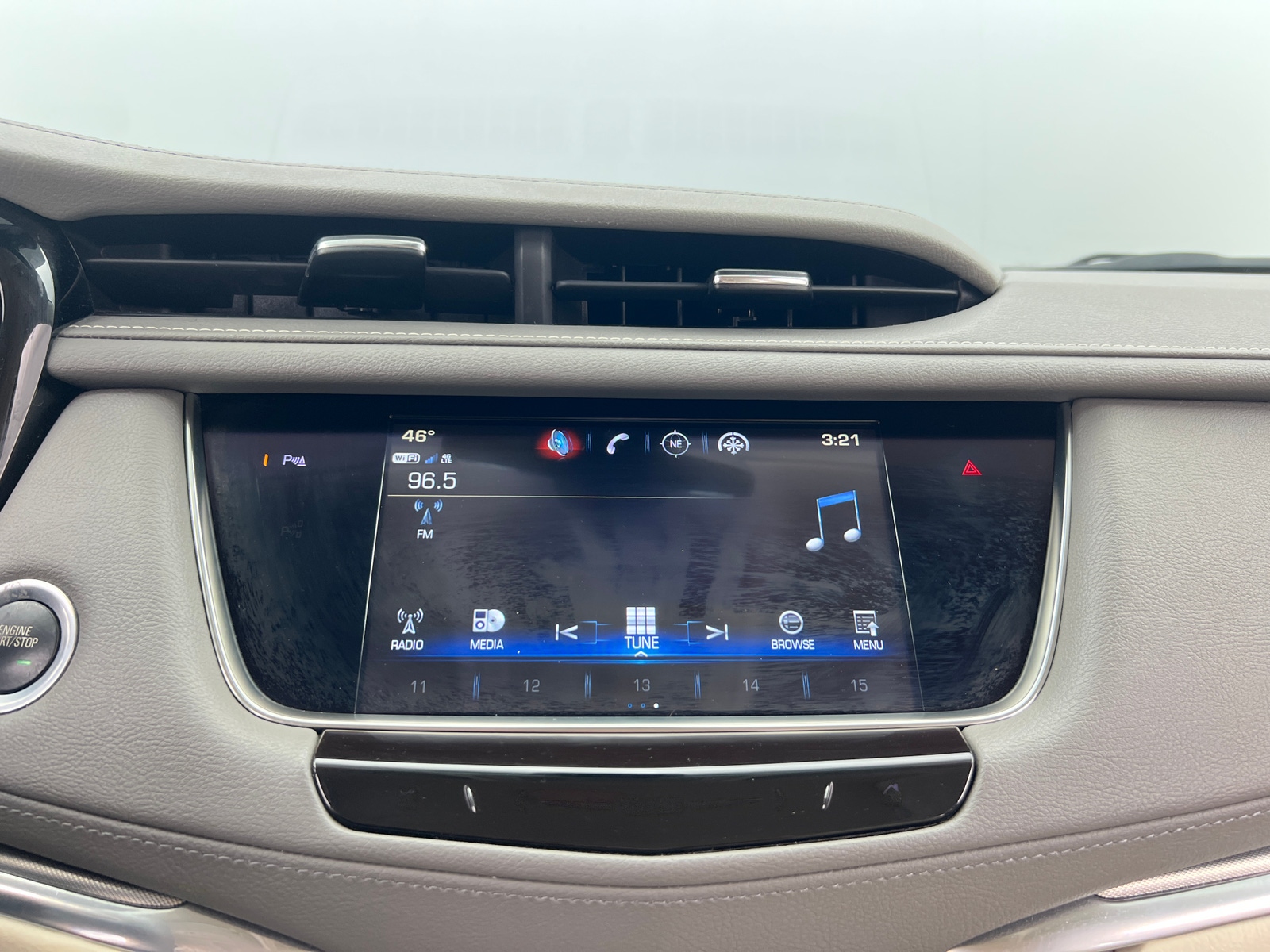 Thumbnail: 2018 Cadillac XT5 - 3