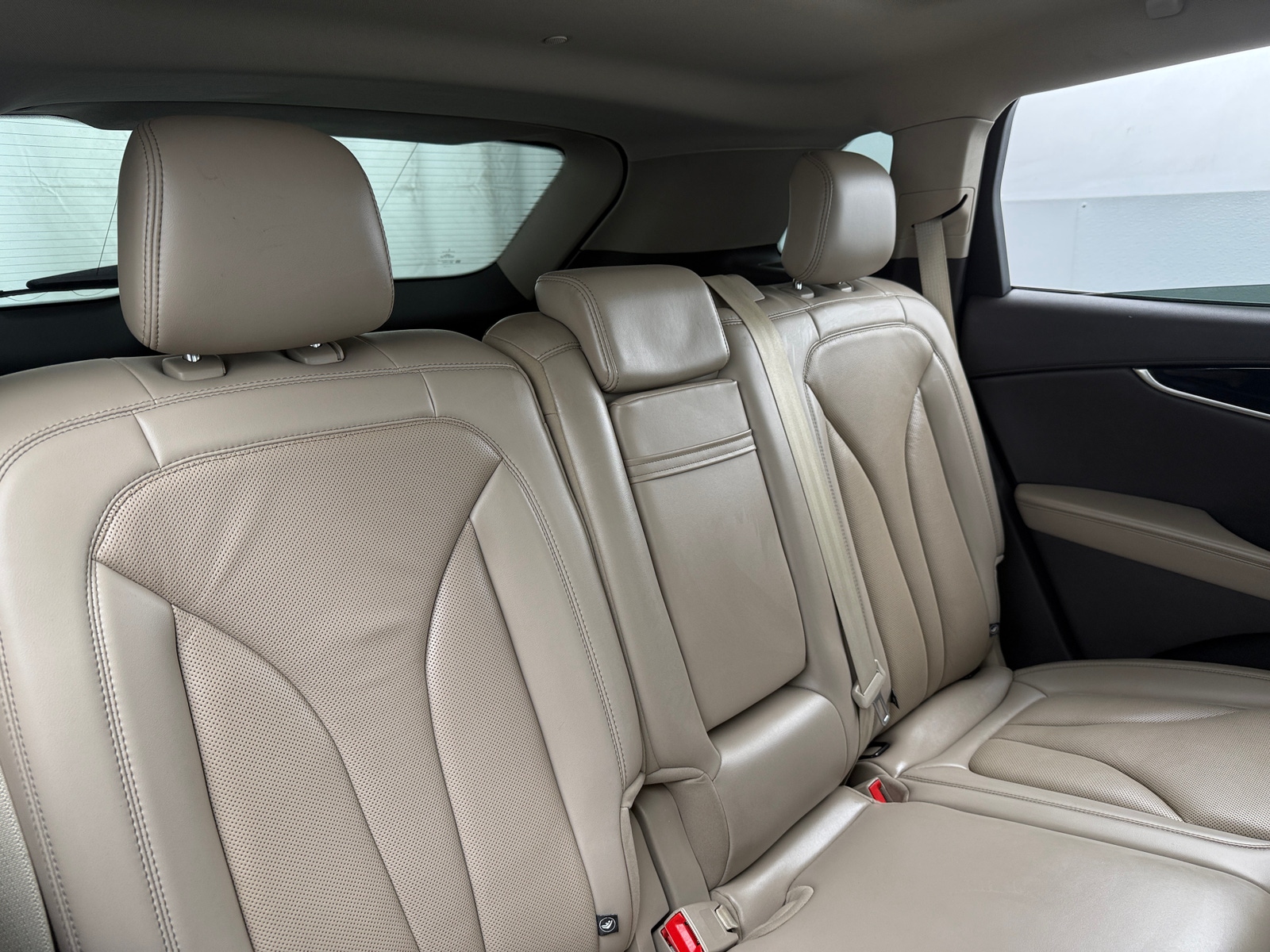 Thumbnail: 2021 Lincoln Nautilus - 5