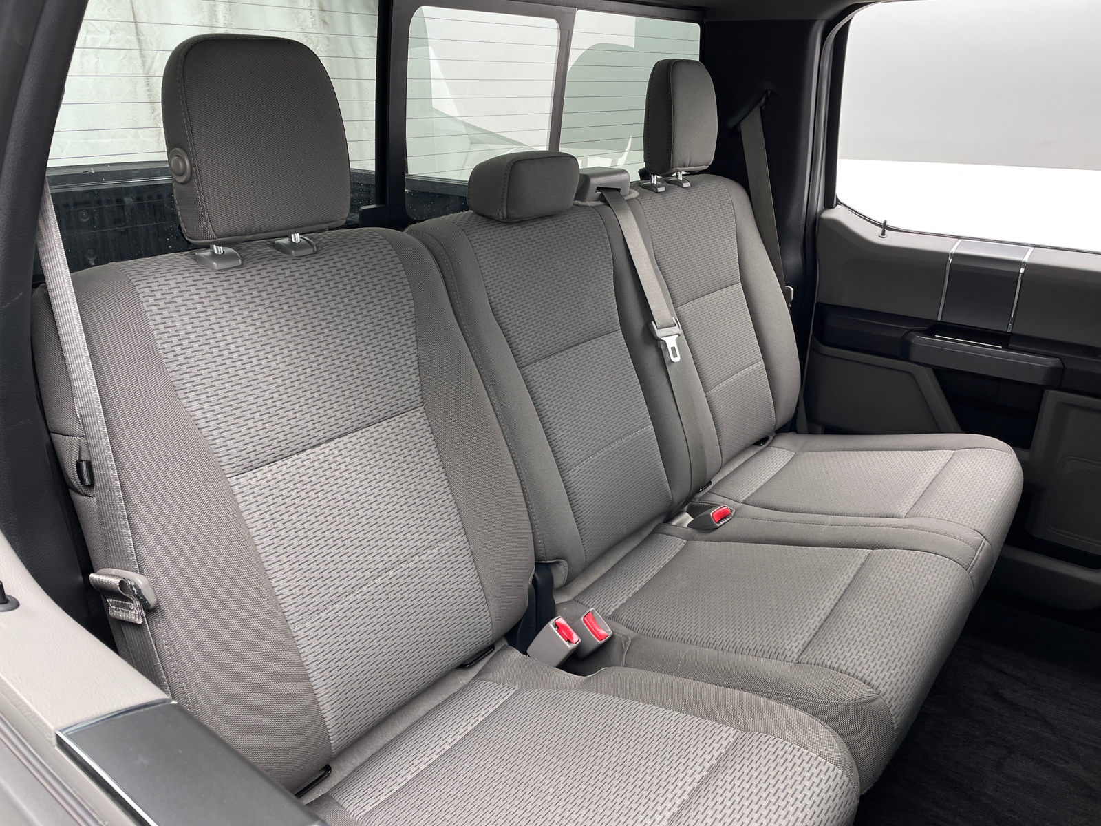 Thumbnail: 2017 Ford Econoline - 6