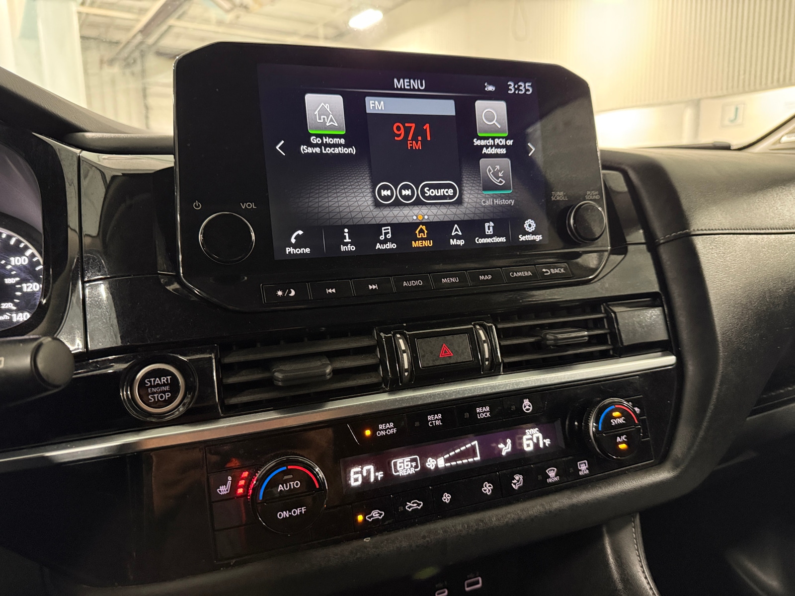 Thumbnail: 2023 Nissan Pathfinder - 3