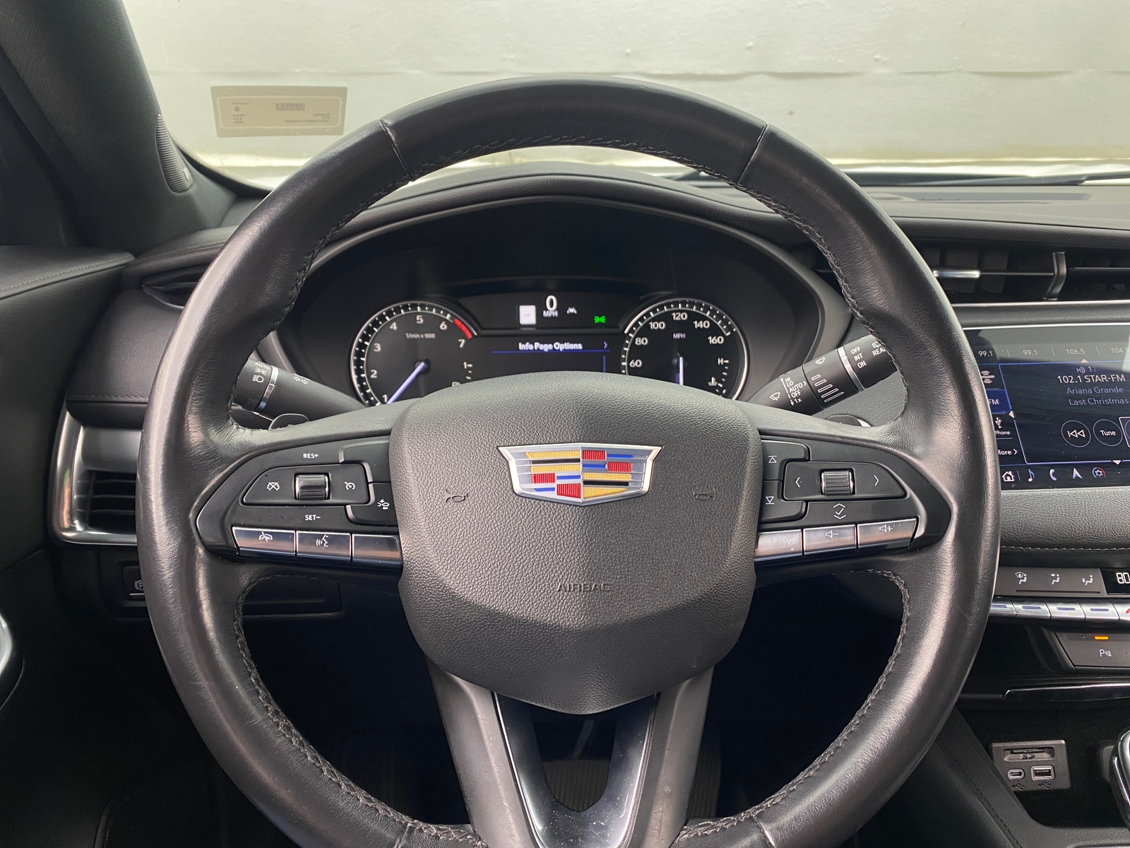 Thumbnail: 2020 Cadillac XT4 - 4