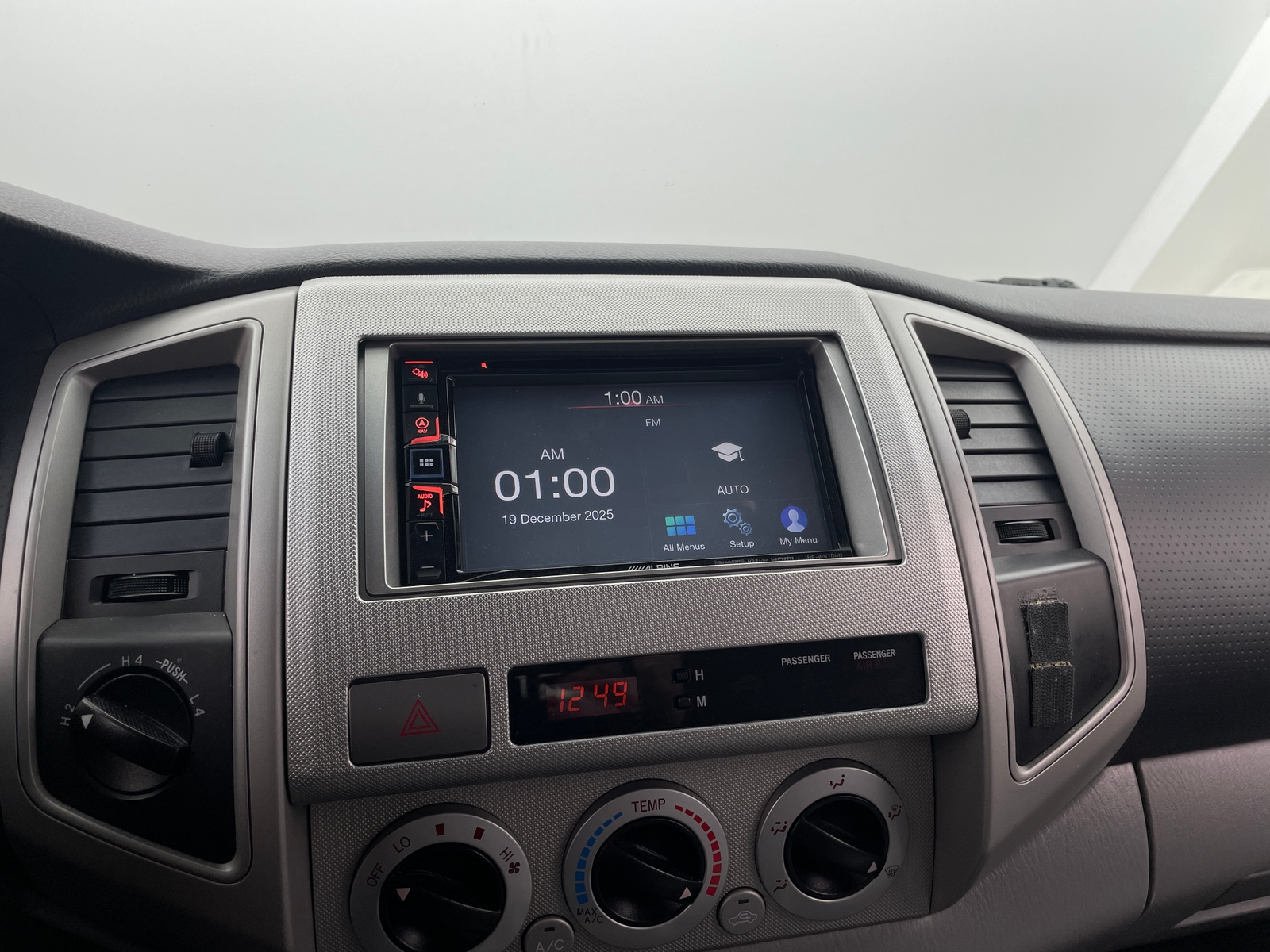 Thumbnail: 2011 Toyota Tacoma - 4