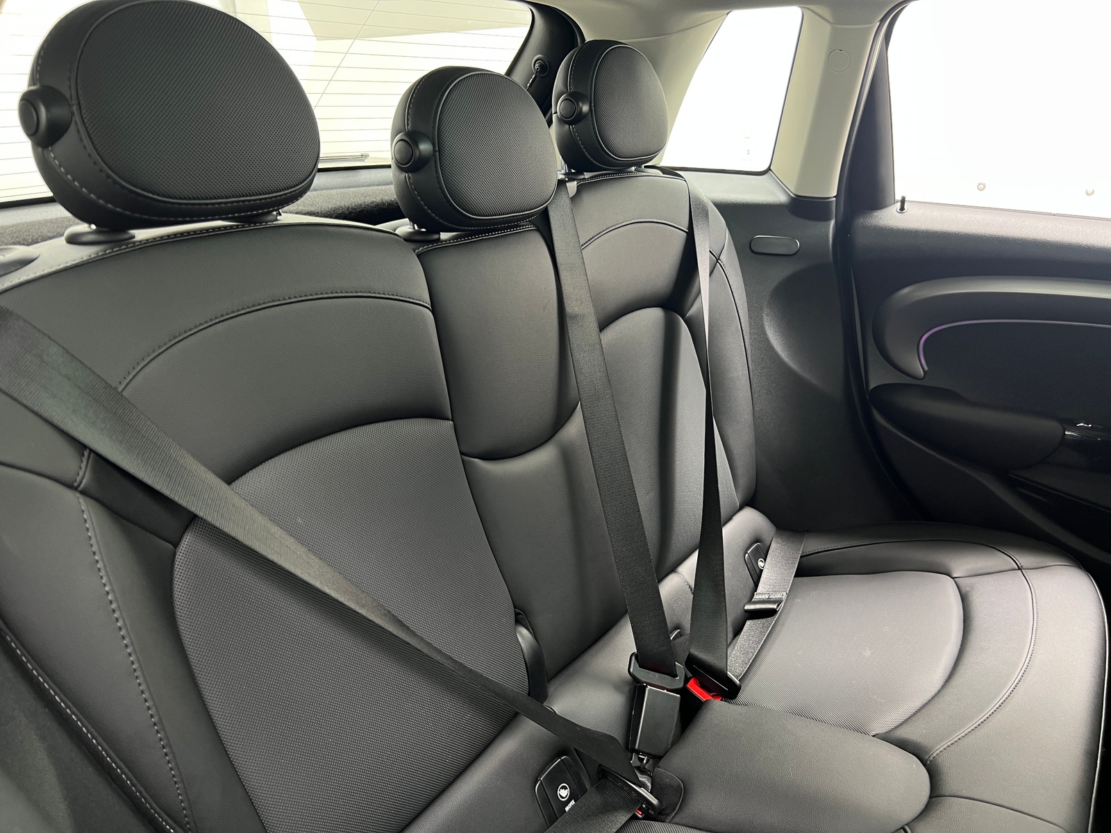 Thumbnail: 2023 MINI Cooper Hardtop - 5