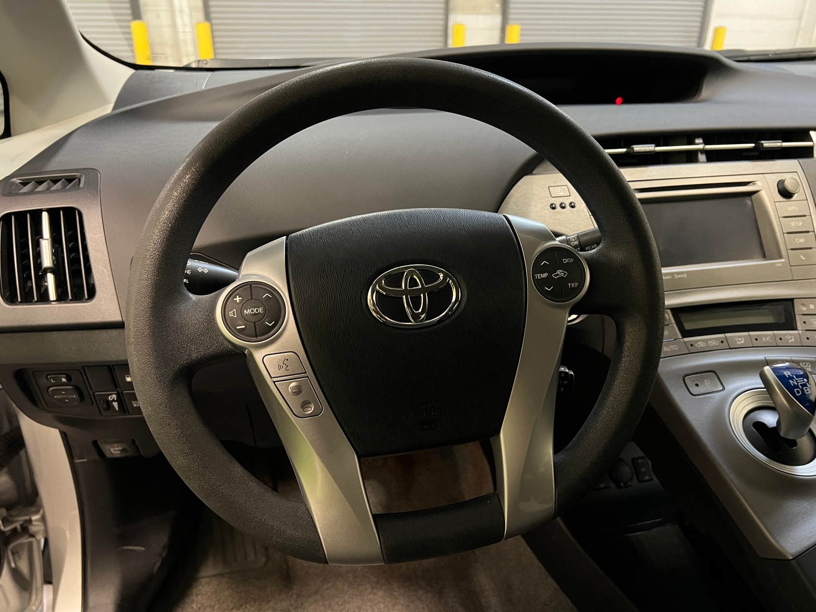 Thumbnail: 2014 Toyota Prius - 5