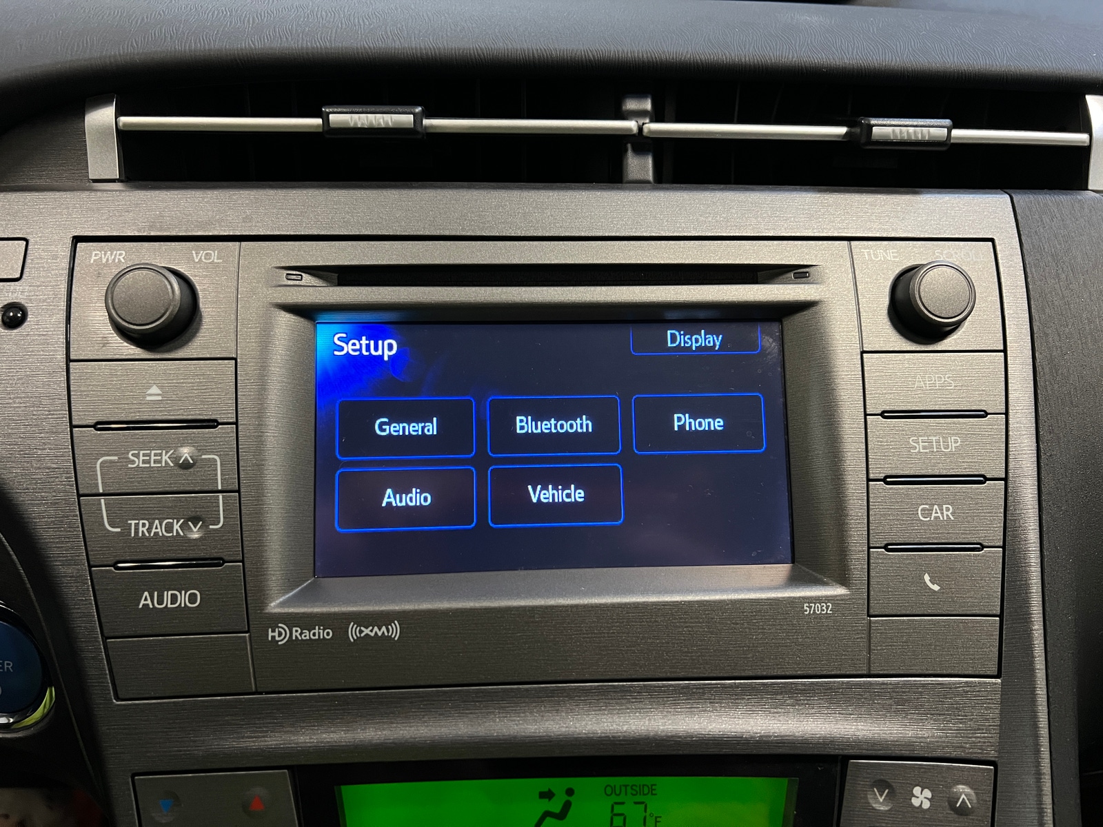 Thumbnail: 2014 Toyota Prius - 4