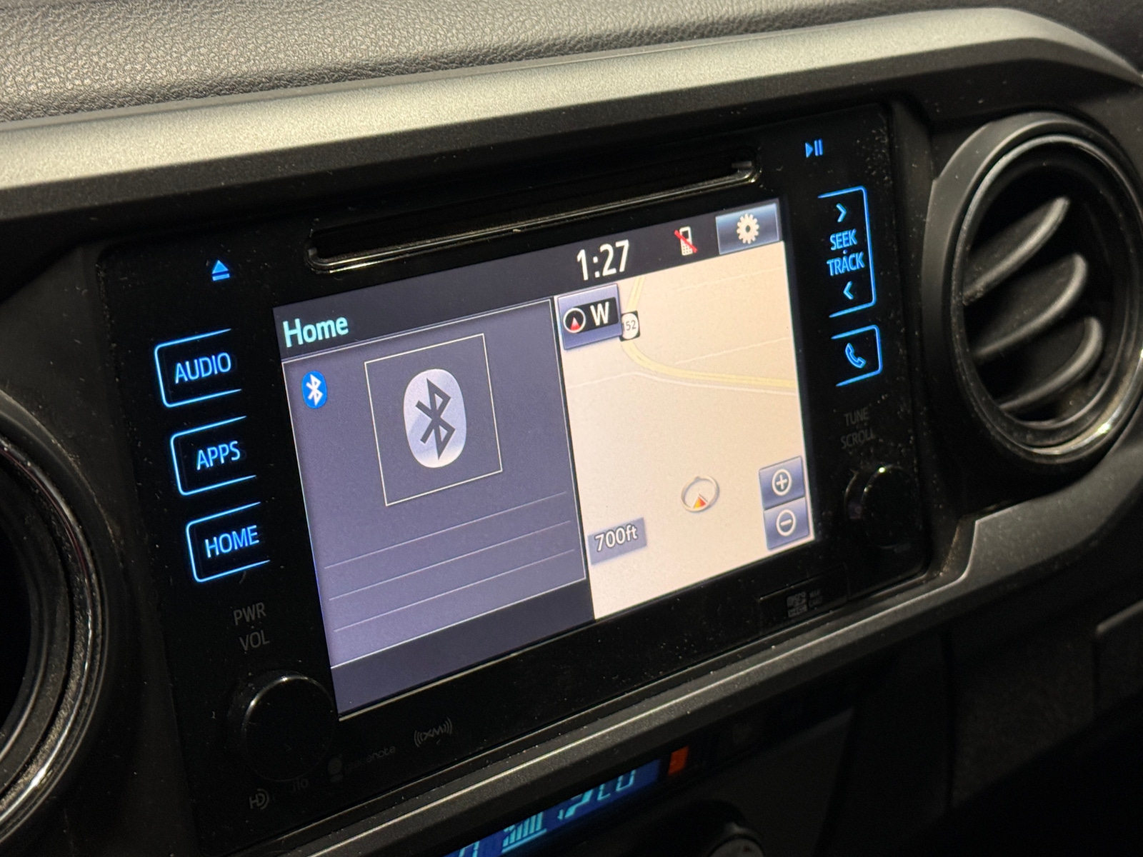 Thumbnail: 2017 Toyota Tacoma - 4