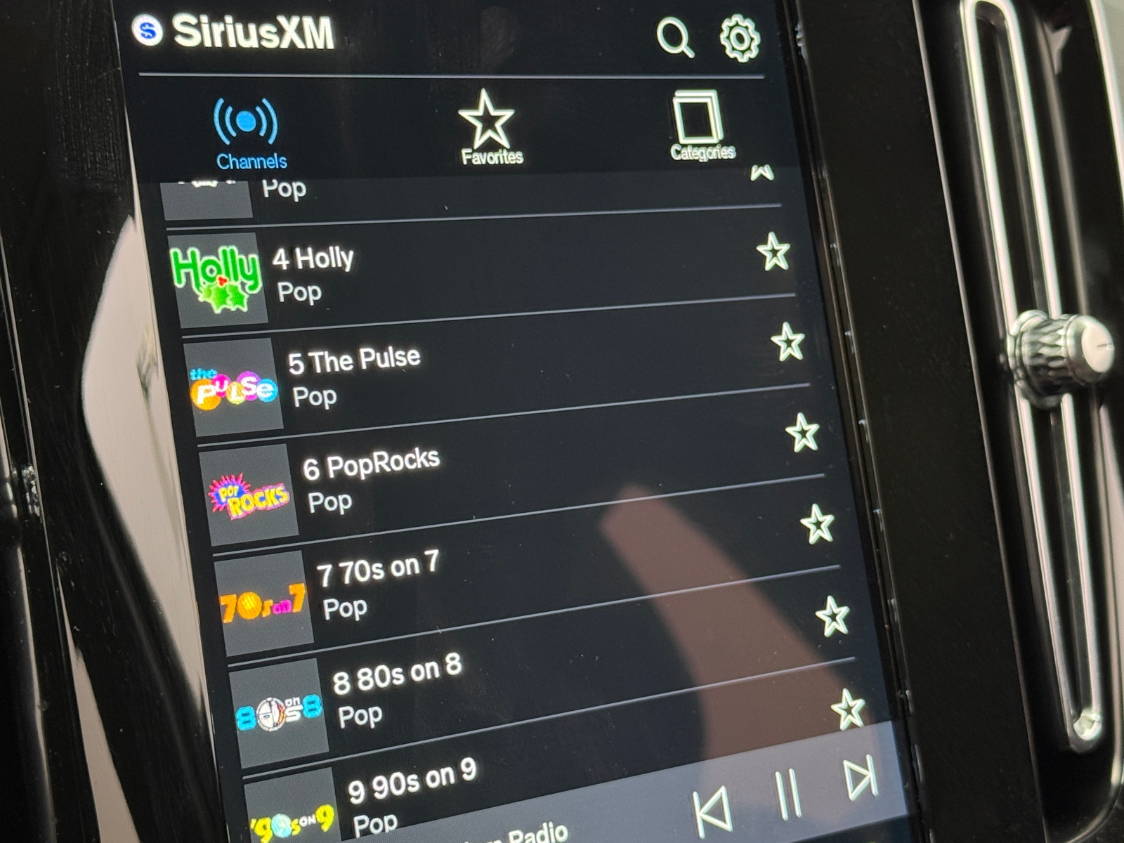 Thumbnail: 2024 Volvo XC40 - 4