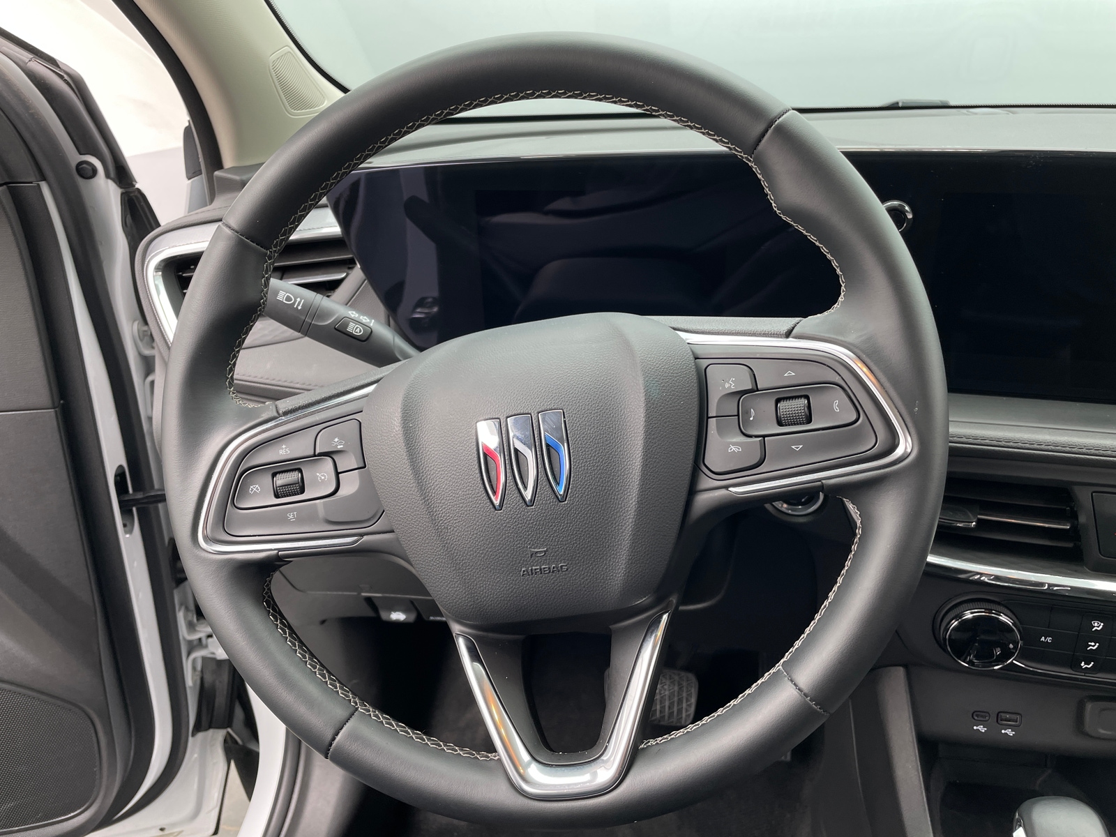 Thumbnail: 2025 Buick Encore GX - 5