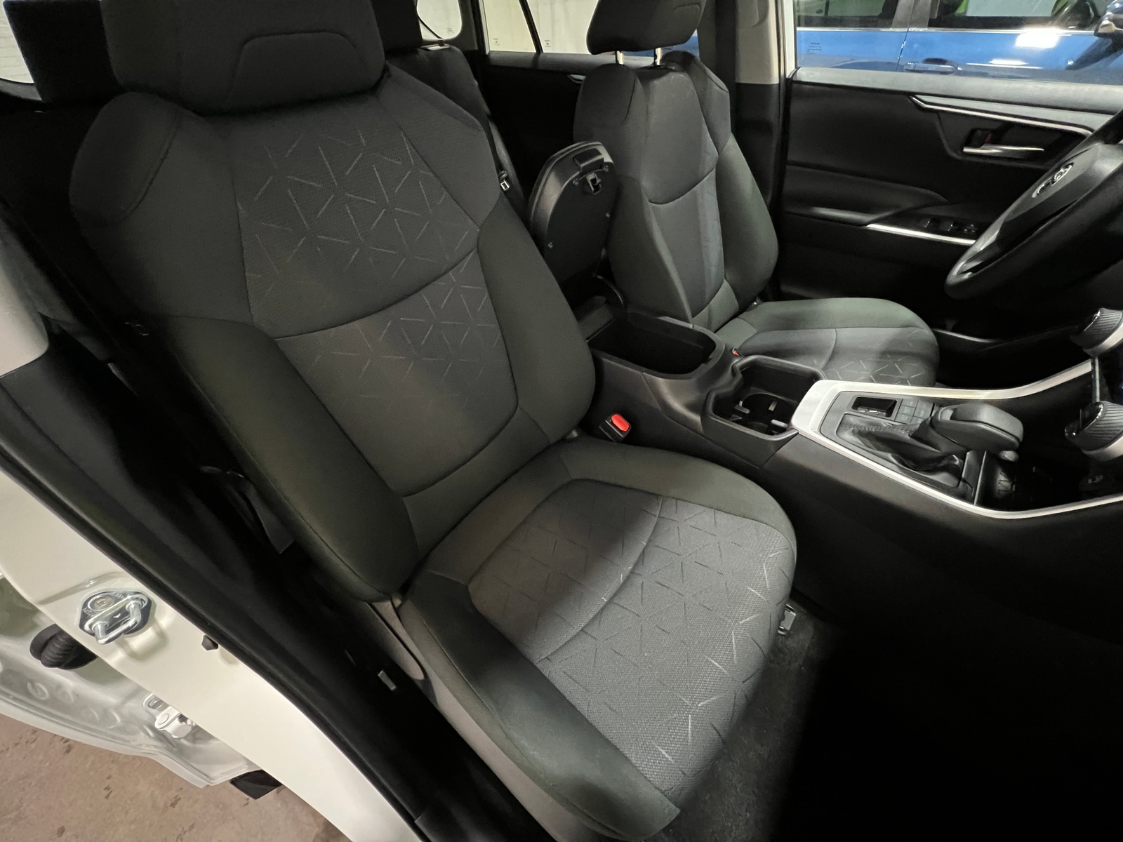 Thumbnail: 2025 Toyota RAV4 - 2