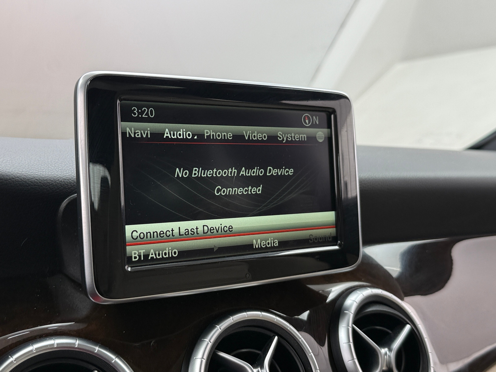 Thumbnail: 2014 Mercedes-Benz CLA - 3