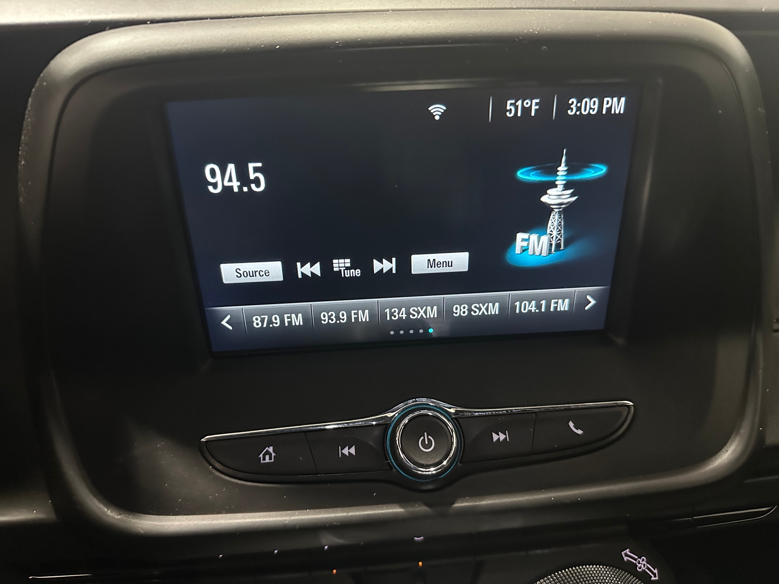 Thumbnail: 2018 Chevrolet Camaro - 3