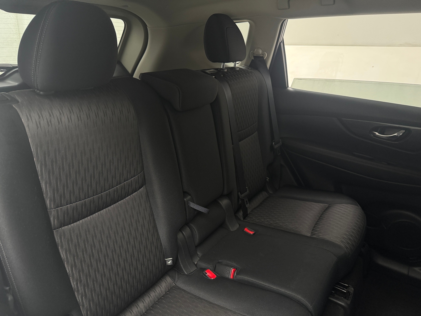 Thumbnail: 2017 Nissan Rogue - 6