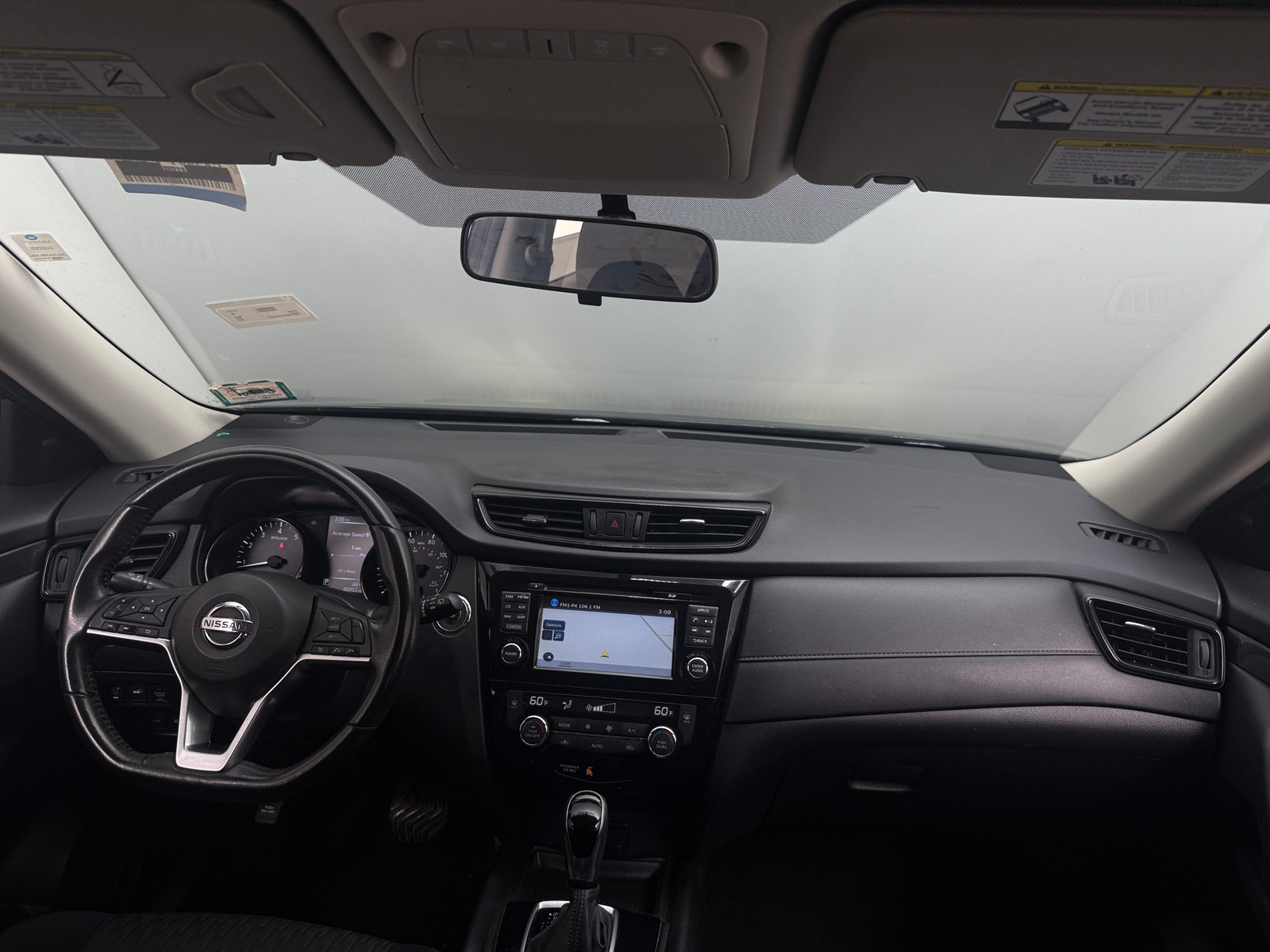 Thumbnail: 2017 Nissan Rogue - 3