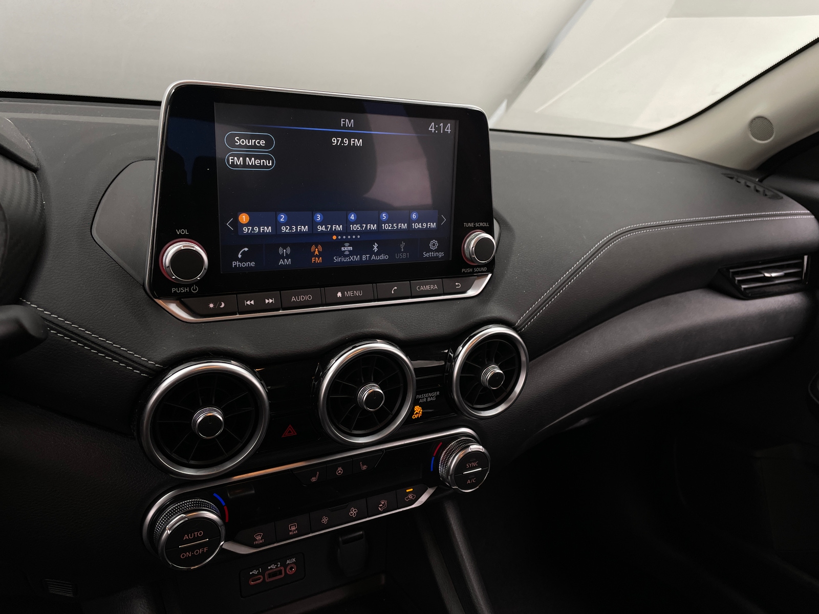 Thumbnail: 2023 Nissan Sentra - 4