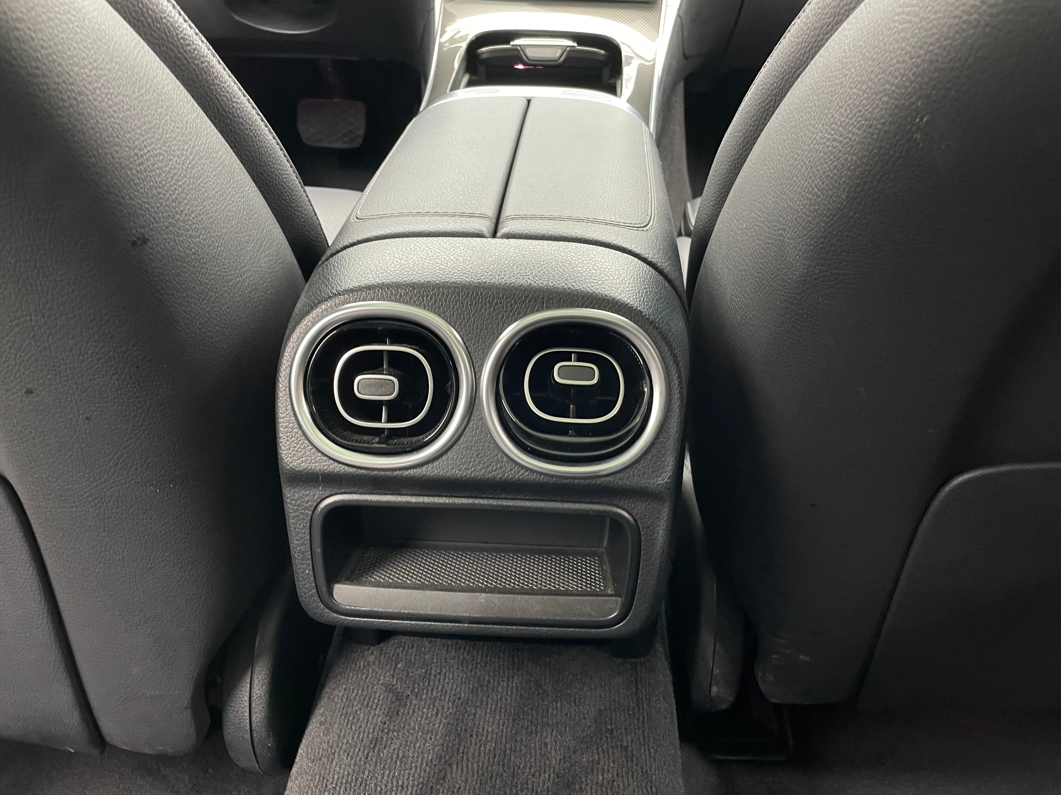 2024 Mercedes-Benz C-Class Sedan C 300 - Photo 8