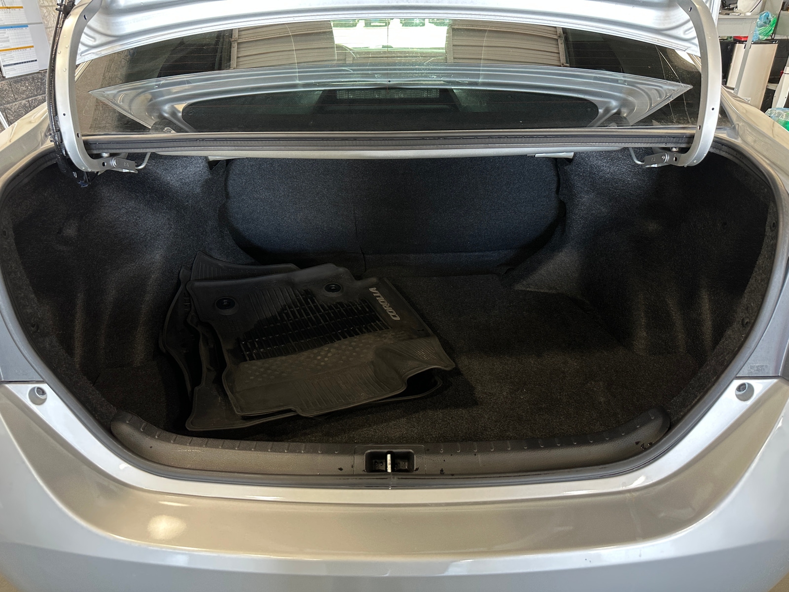 Thumbnail: 2018 Toyota Corolla - 7