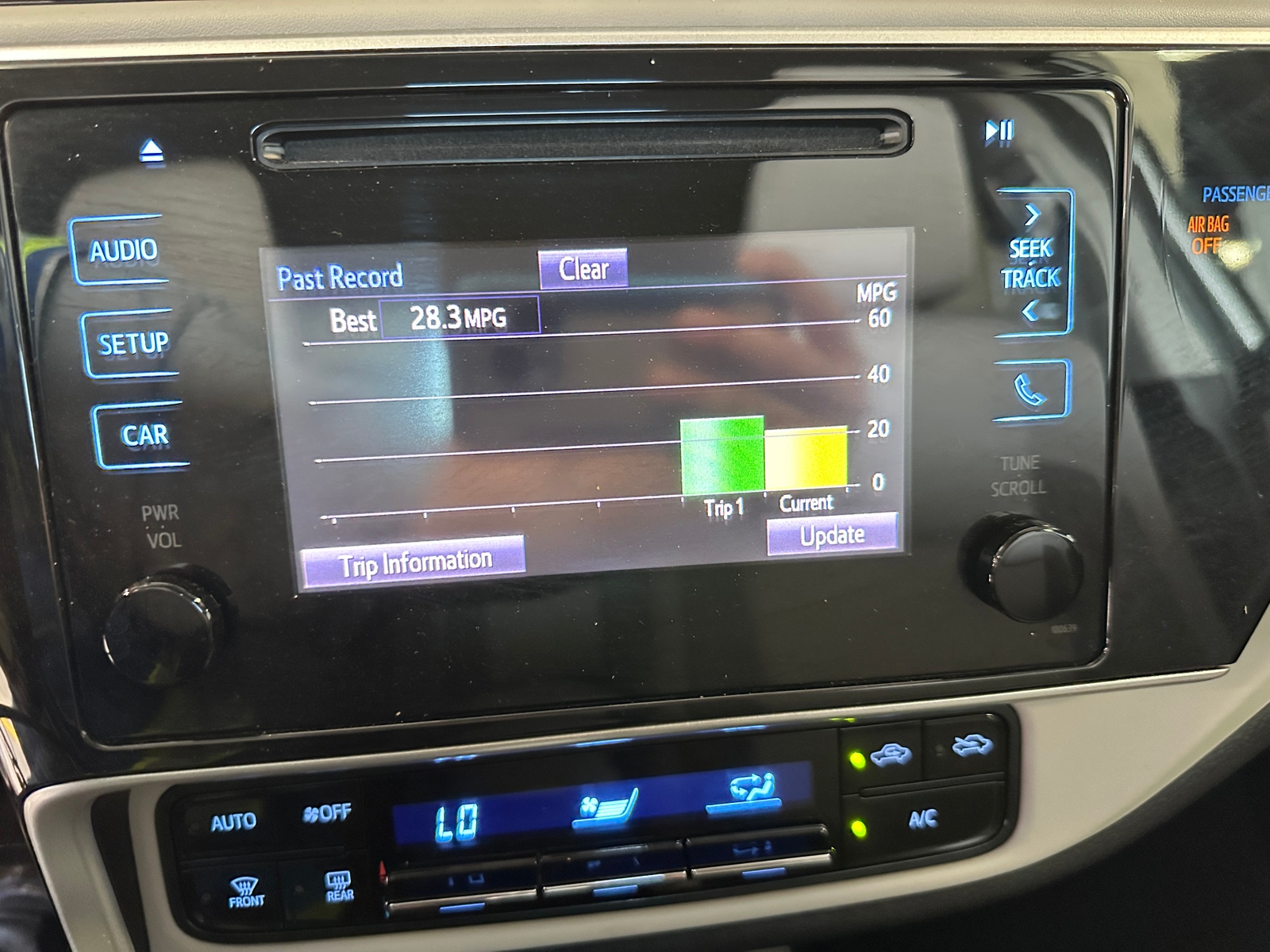 Thumbnail: 2018 Toyota Corolla - 4