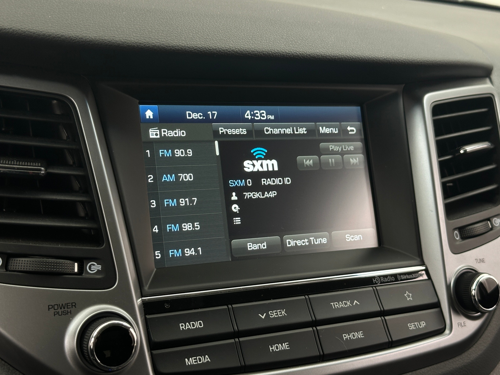 Thumbnail: 2018 Hyundai Tucson - 4